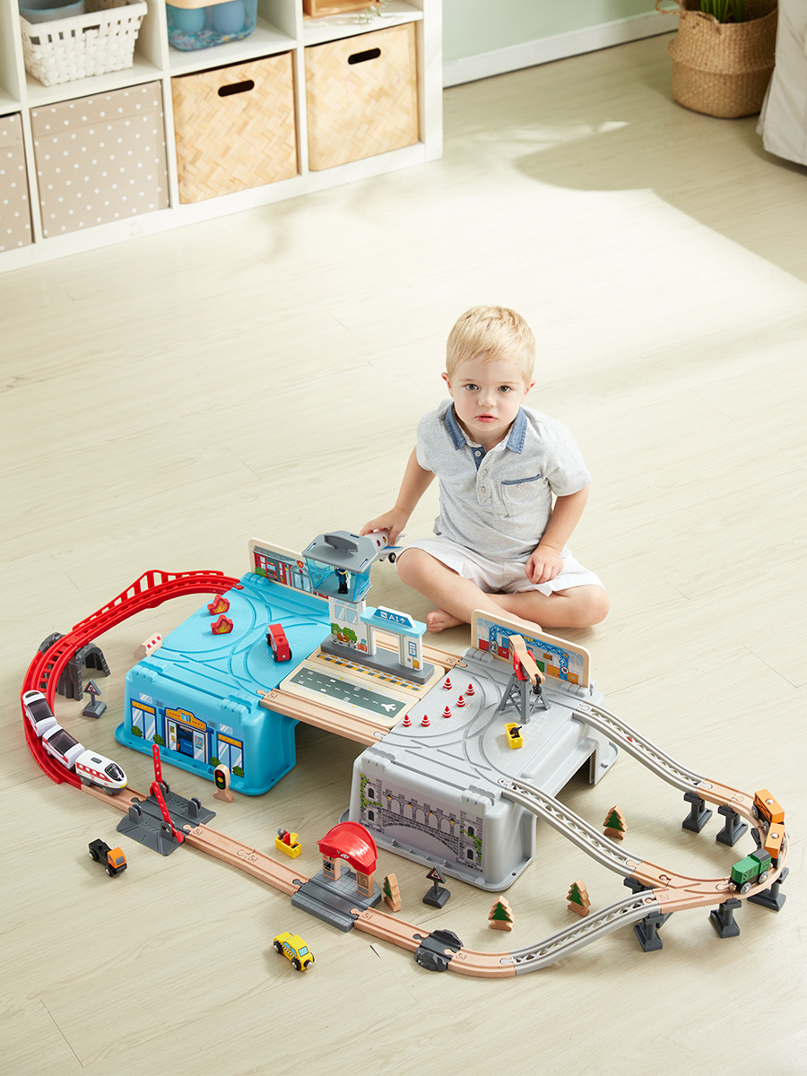 Набор железнодорожный Hape E3773_HP - фото 3