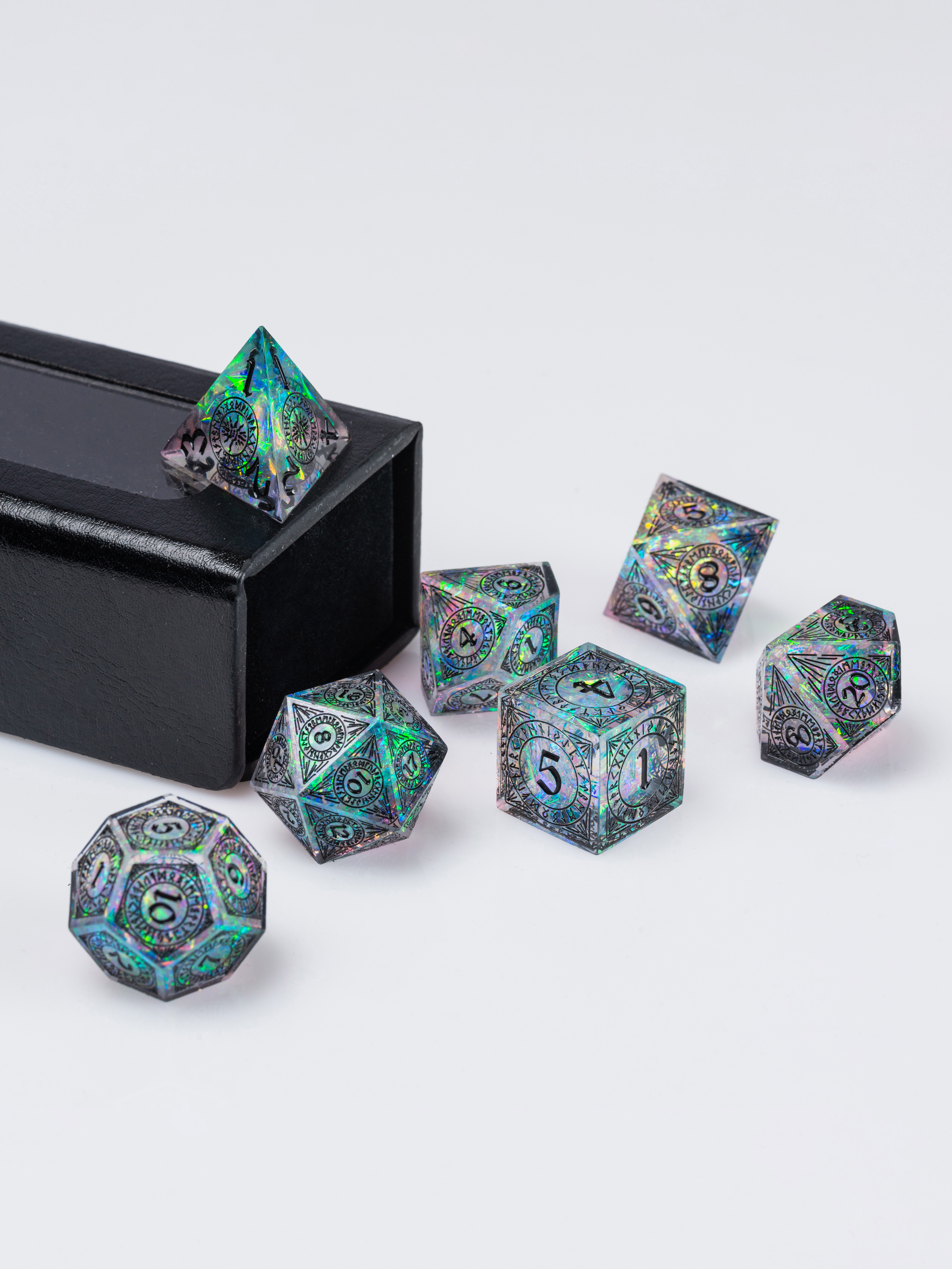 Настольная игра SHADOWOLF Кубики для D&D - фото 1