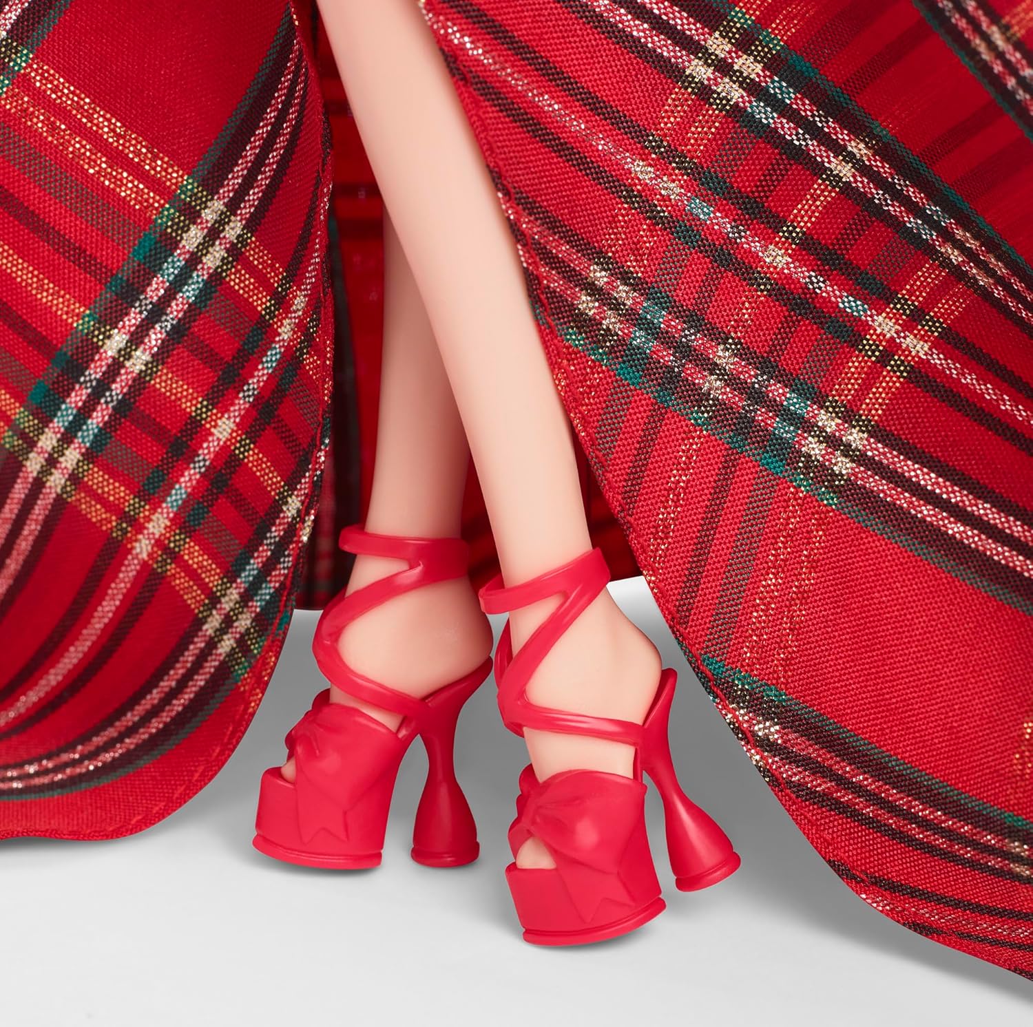 Кукла модельная Barbie Signature Looks 2024 Holiday Christmas HRM61 - фото 6