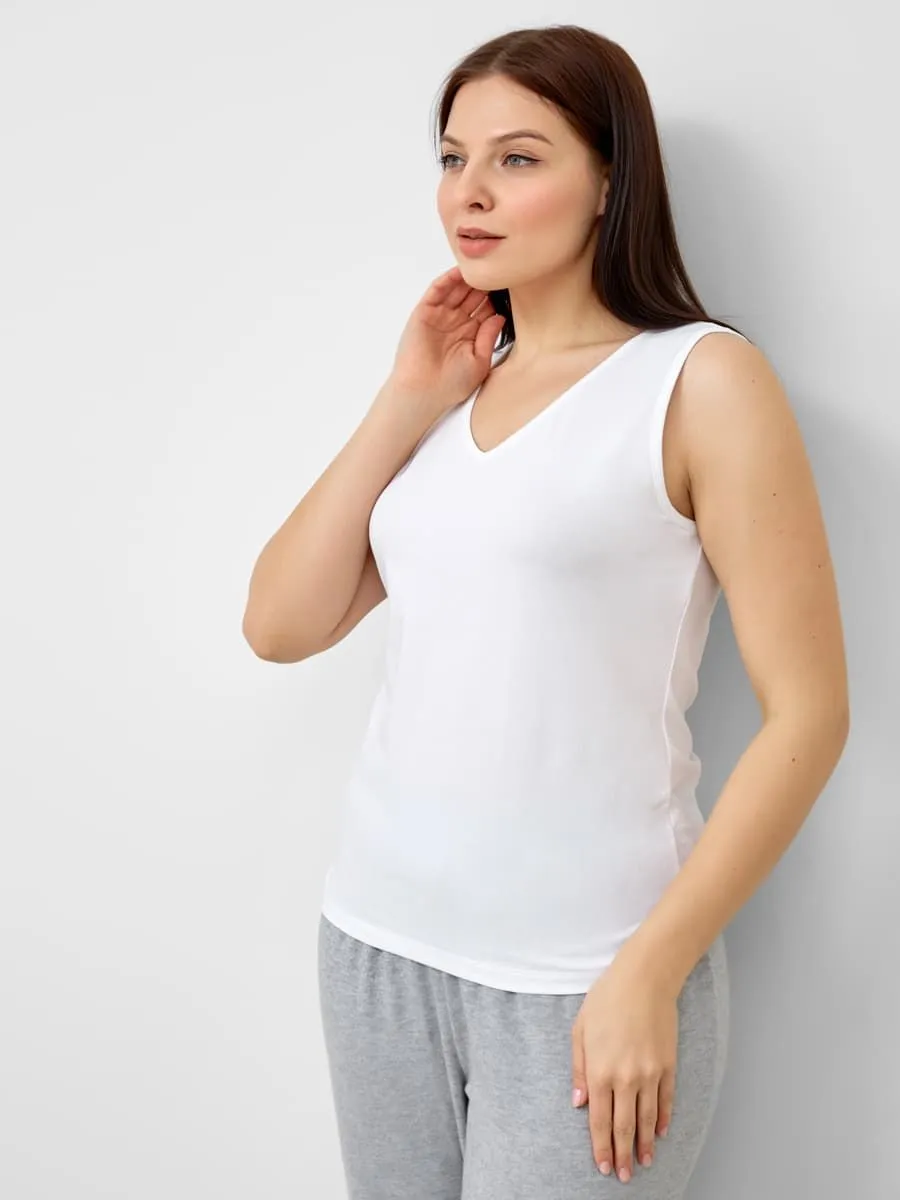 Изображение товара Майка для женщин Mark Formelle, хлопковая кулирка, V-образный вырез, размер 42