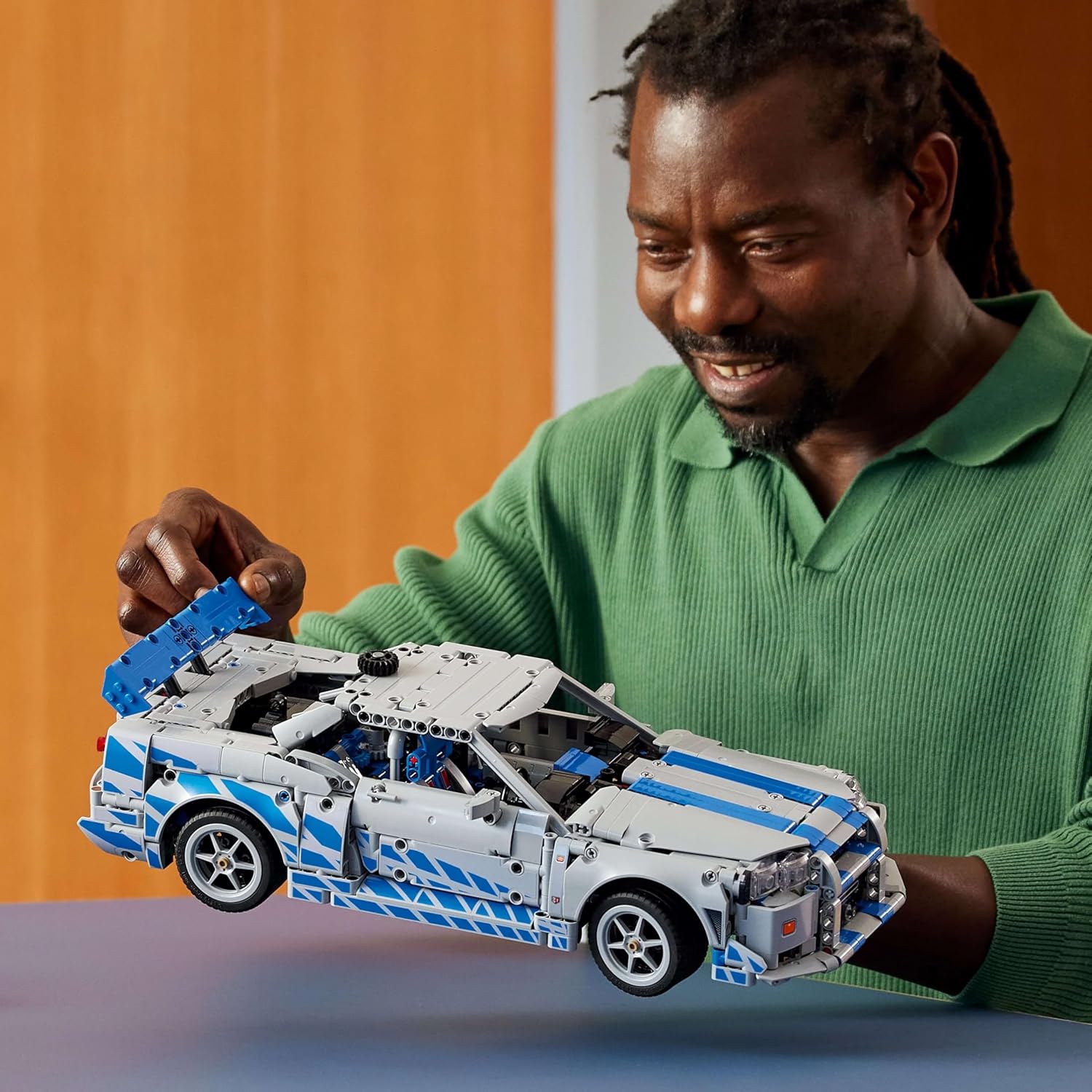 Конструктор LEGO Technic Nissan Skyline GT-R 1410 дет. - фото 8