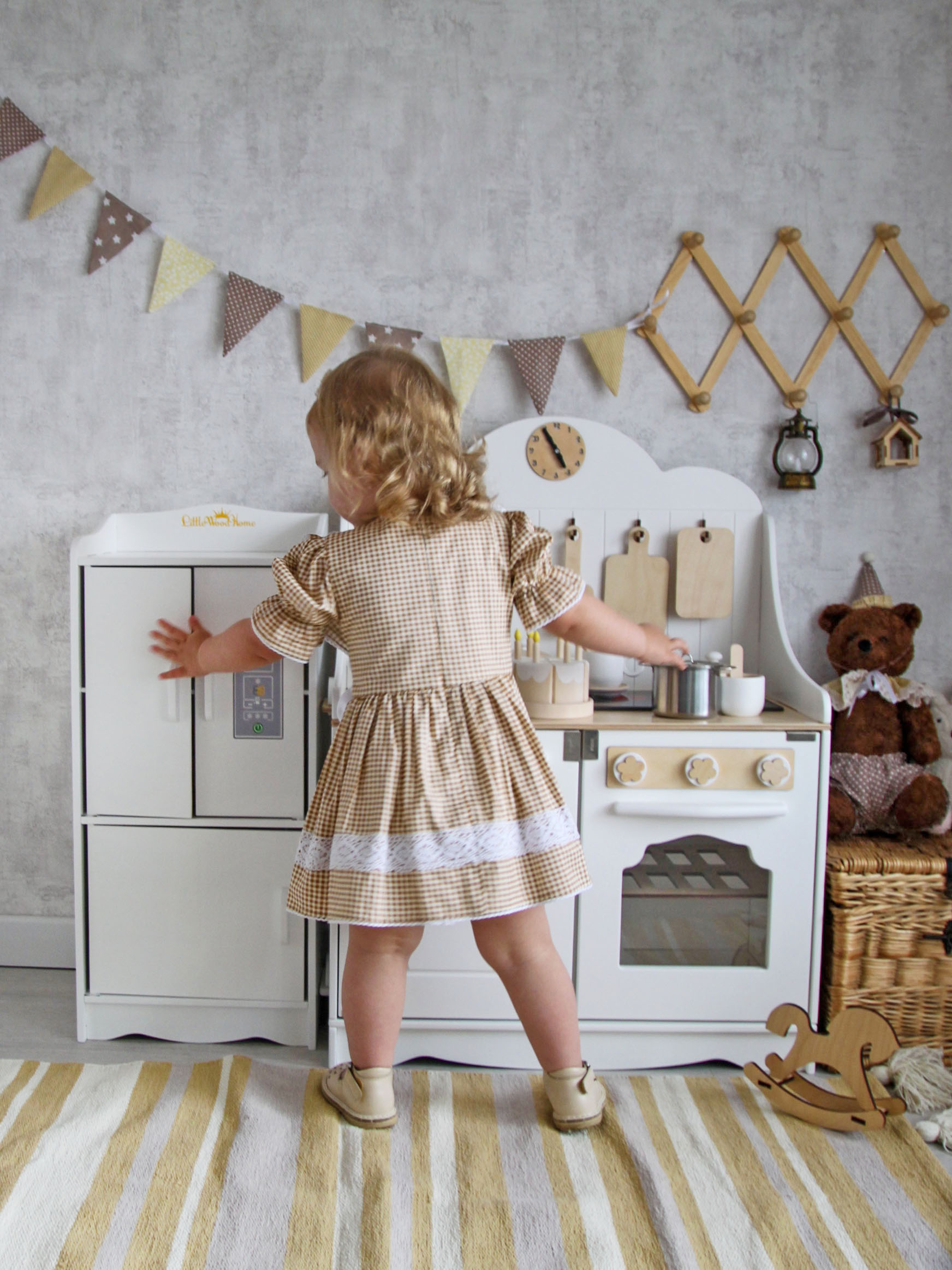 Игрушка LittleWoodHome холодильник - фото 8