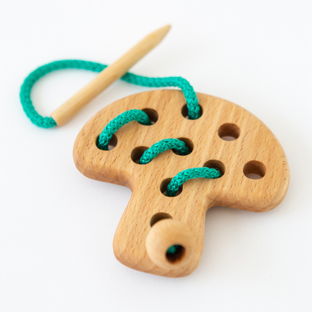 Игрушка Mag Wood шнуровка Грибочек