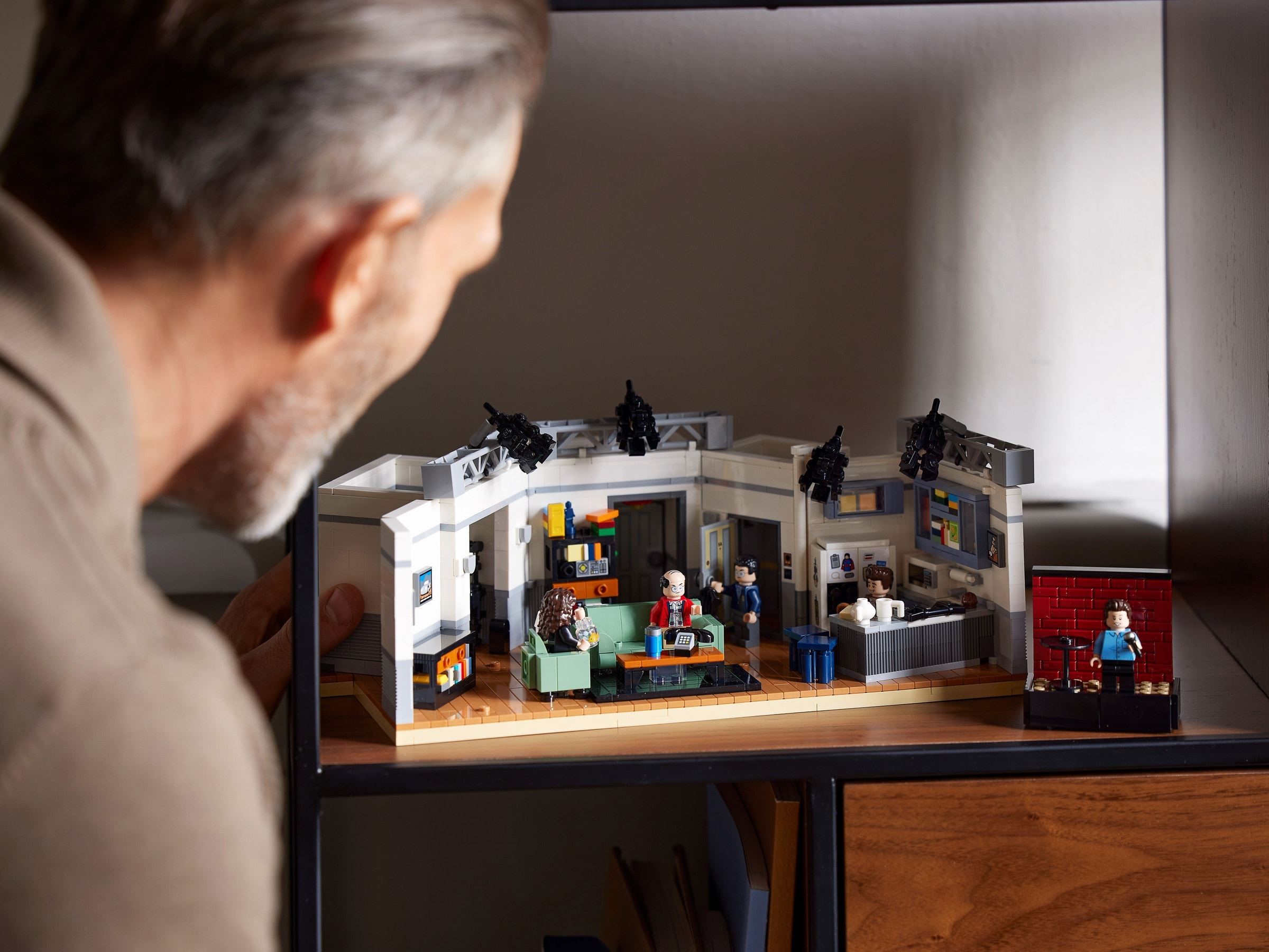 Конструктор LEGO Ideas 21328 1606 дет. - фото 15