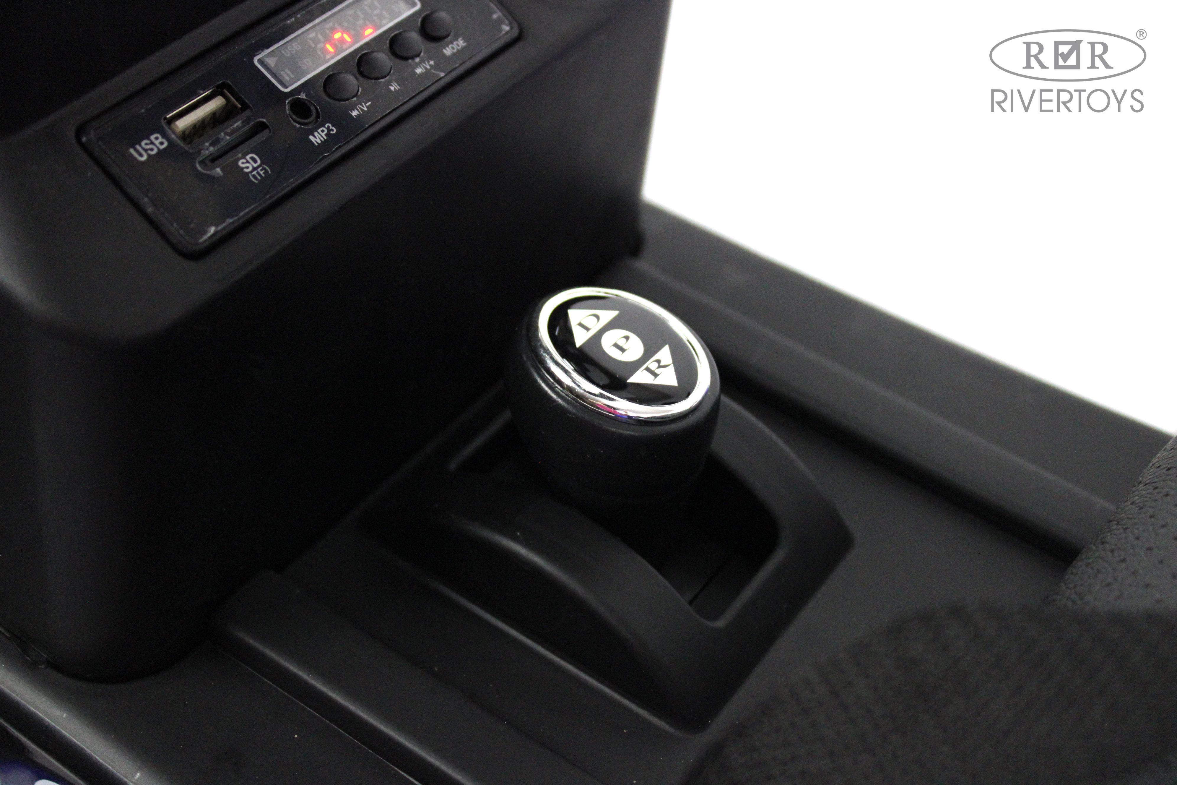 Электромобиль RIVERTOYS O555OO-BLUE С пультом ДУ - фото 17