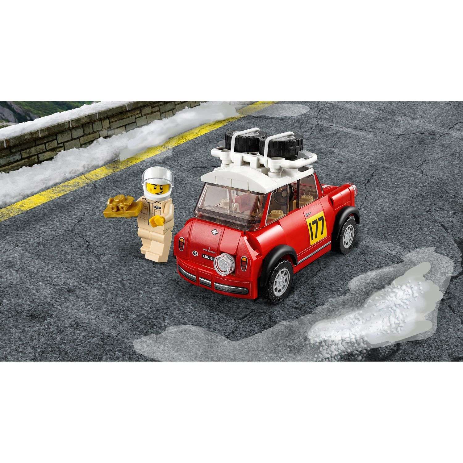 Конструктор LEGO Speed Champions Mini Cooper 1967 и 2018 блочный - фото 9
