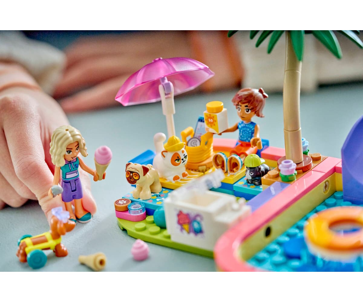 Конструктор LEGO Friends Веселый день в аквапарке 278 дет. - фото 13