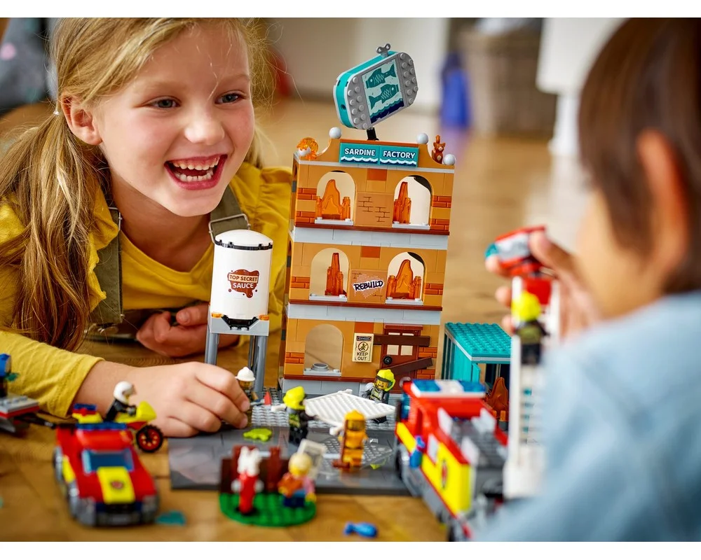 Конструктор LEGO City 60321 766 дет. - фото 13