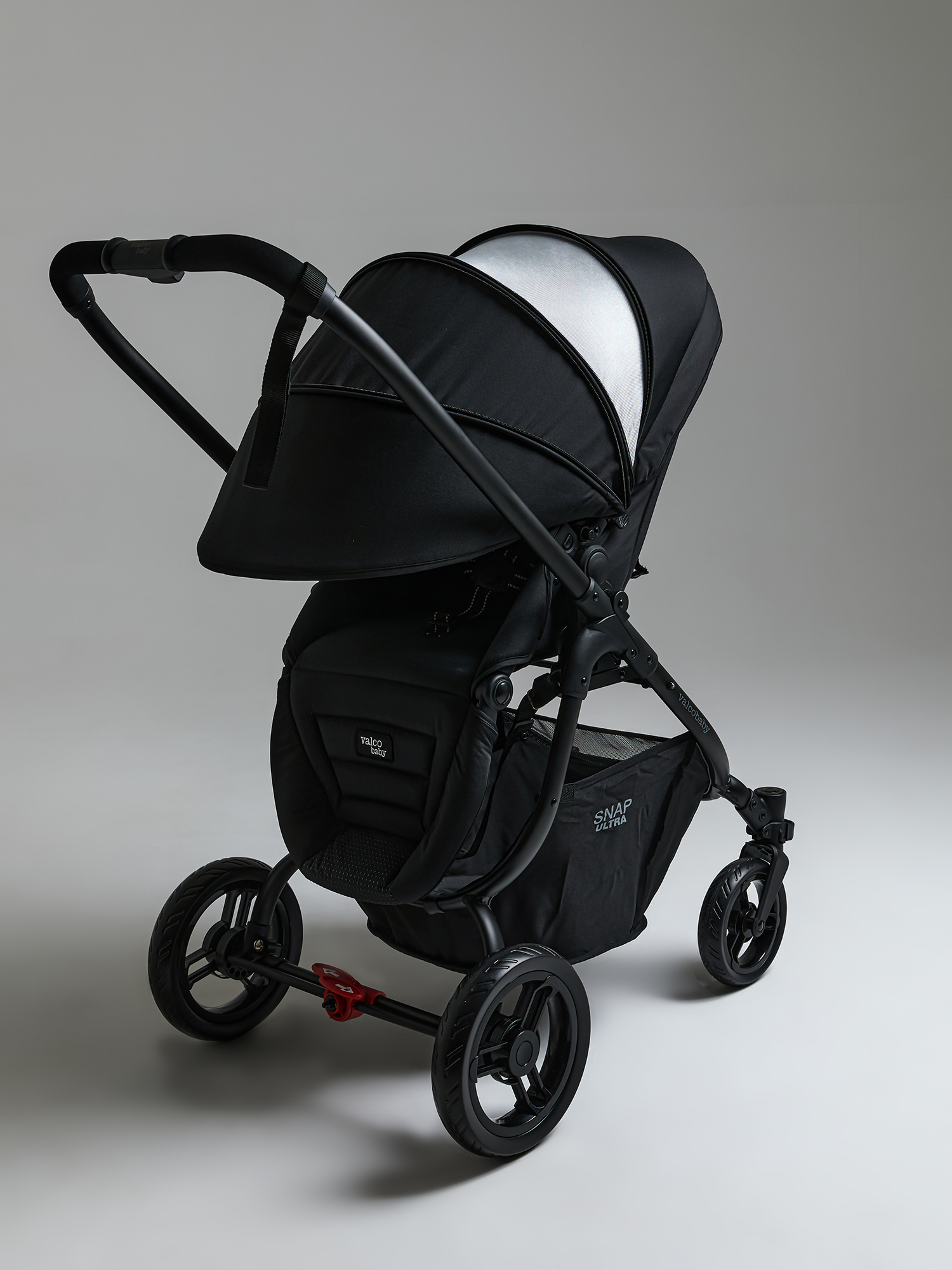 Коляска прогулочная Valco baby Snap 4 Ultra Flatt Matt черный - фото 3