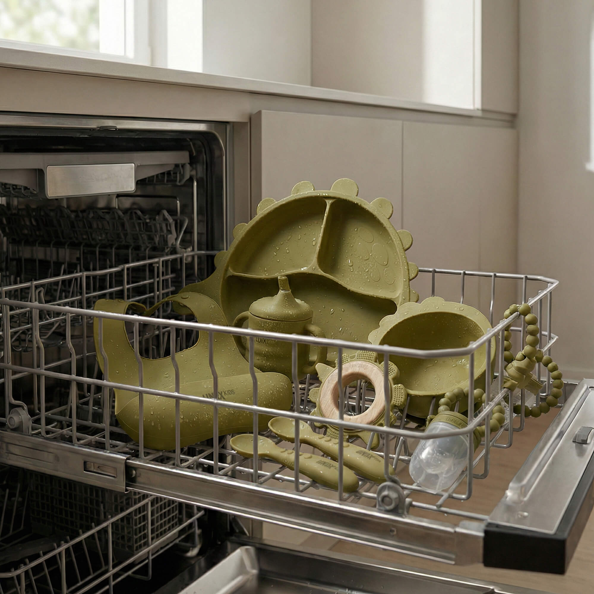 Набор посуды UNIX Kids Набор посуды для кормления 9 предм. - фото 29