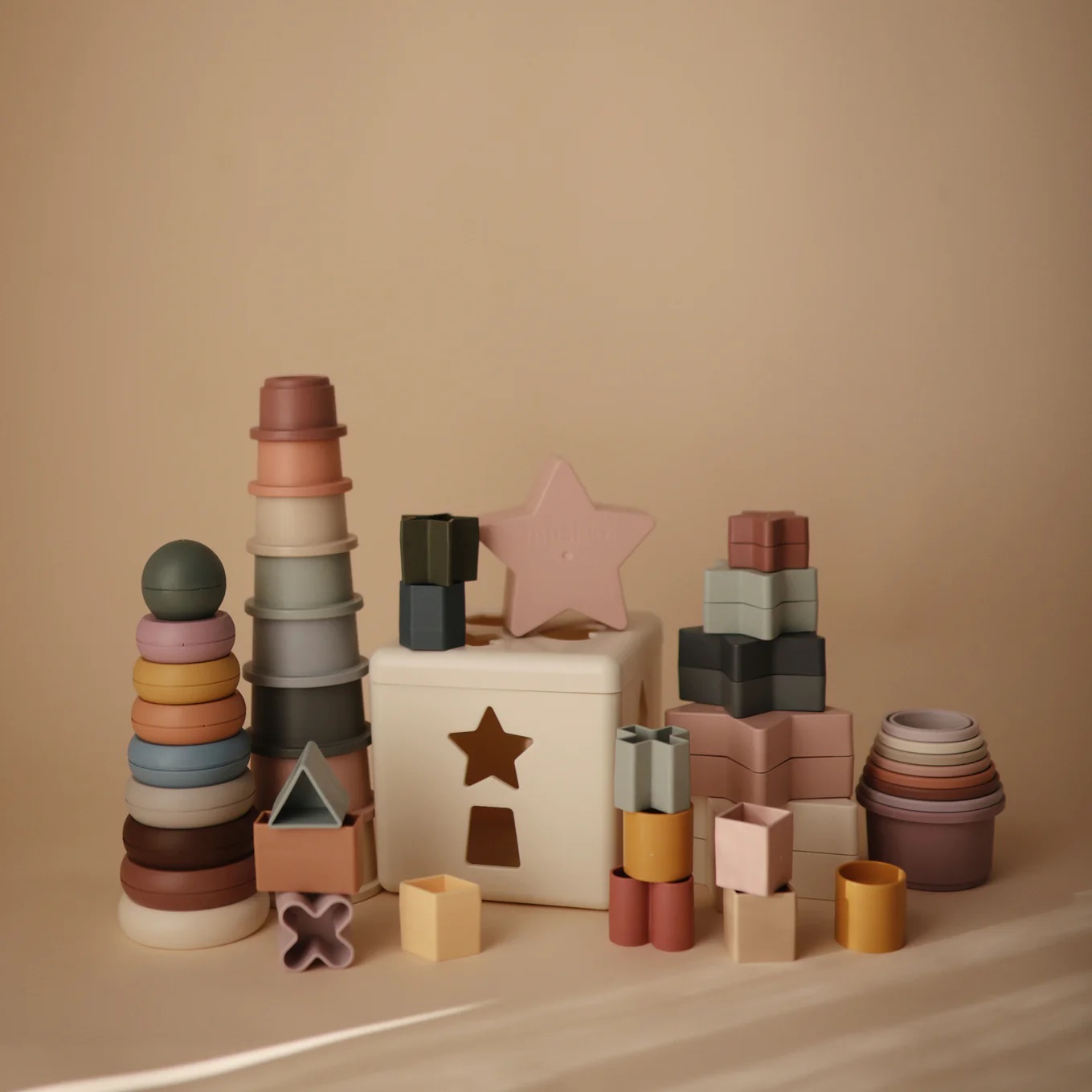 Игрушка MUSHIE пирамидка - фото 5