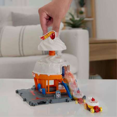 Парковка Hot Wheels с пусковой установкой
