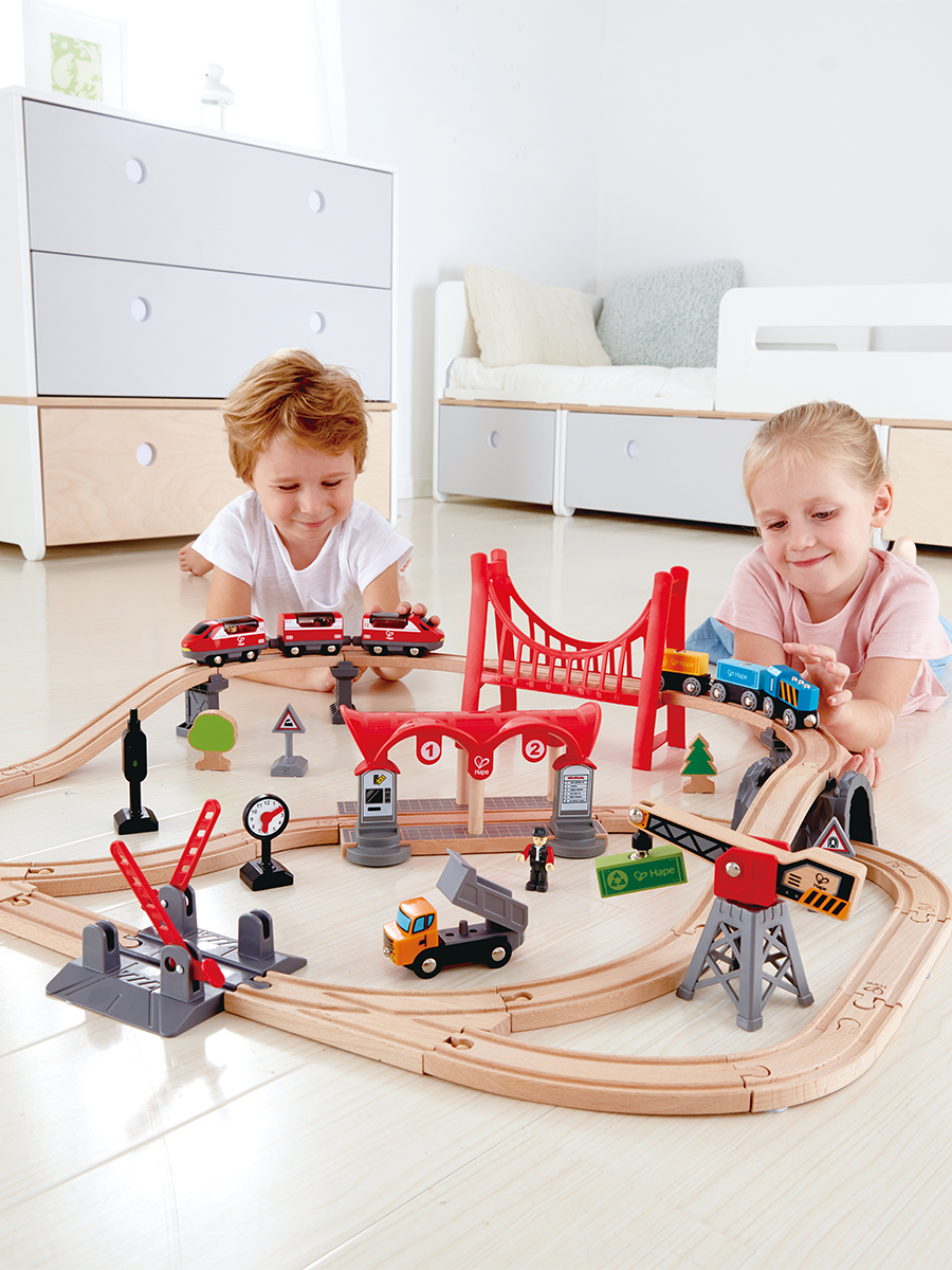 Набор железнодорожный Hape E3730_HP - фото 1