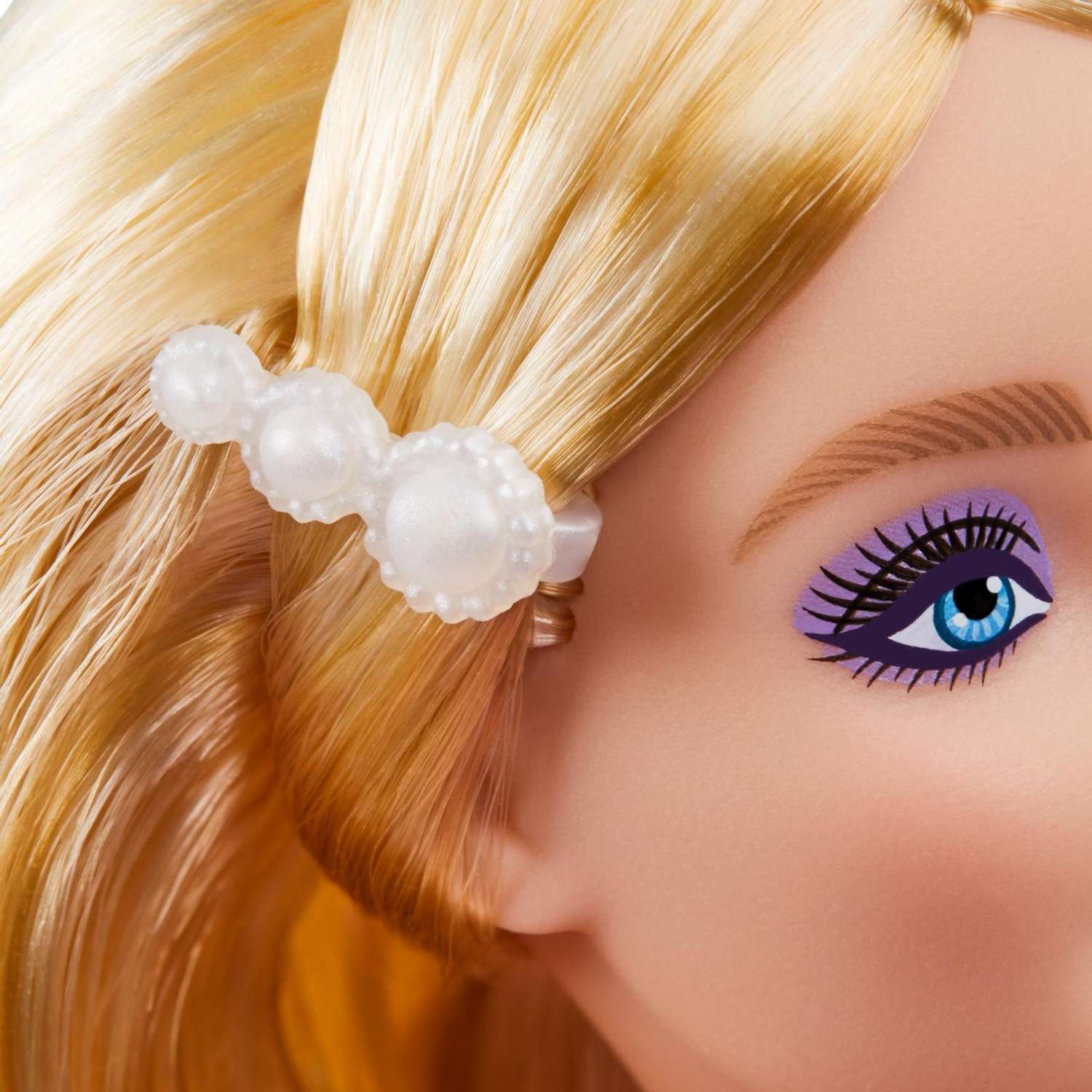 Кукла модельная Barbie GTJ85 - фото 9