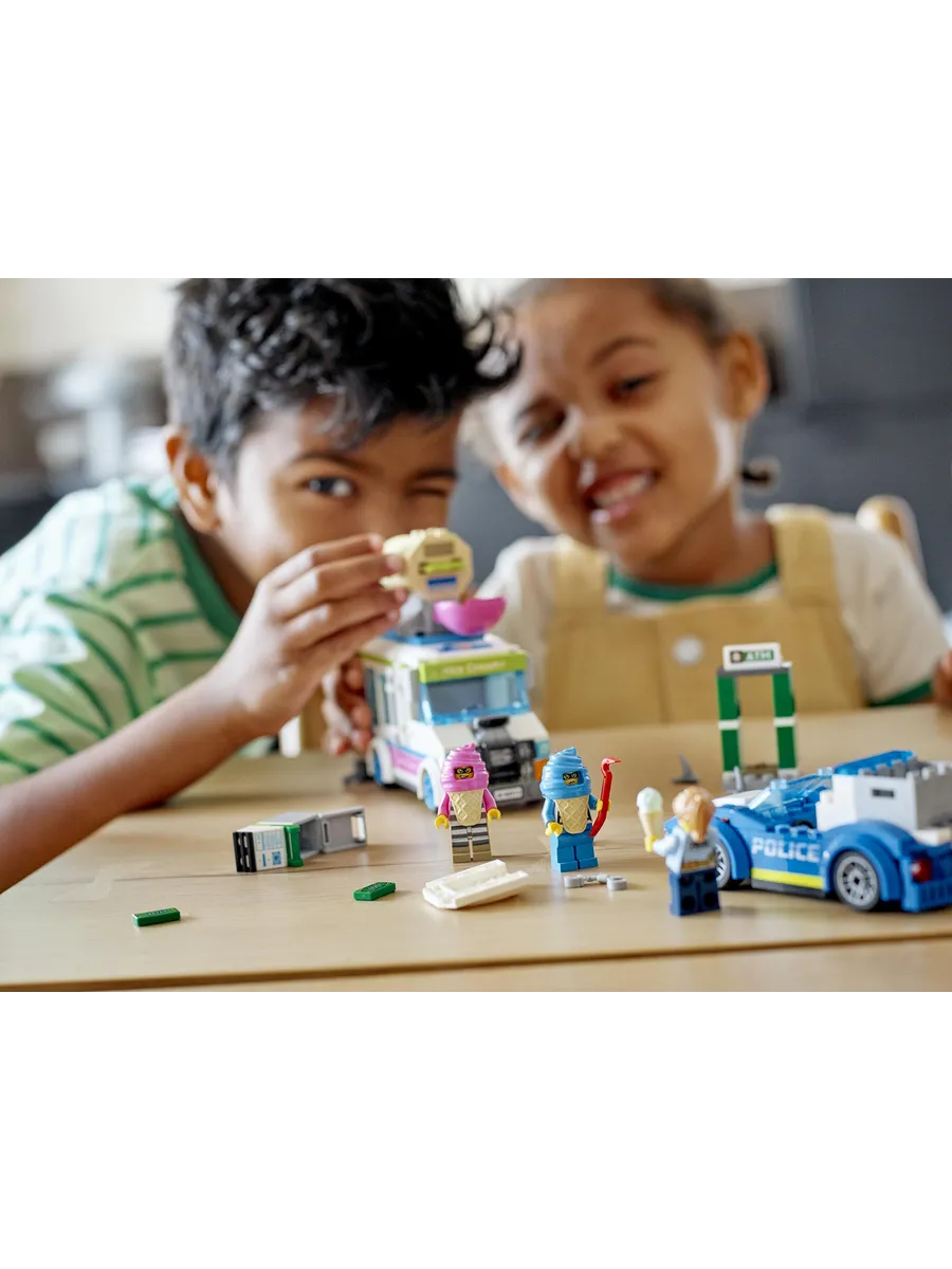 Конструктор LEGO City 317 дет. - фото 7