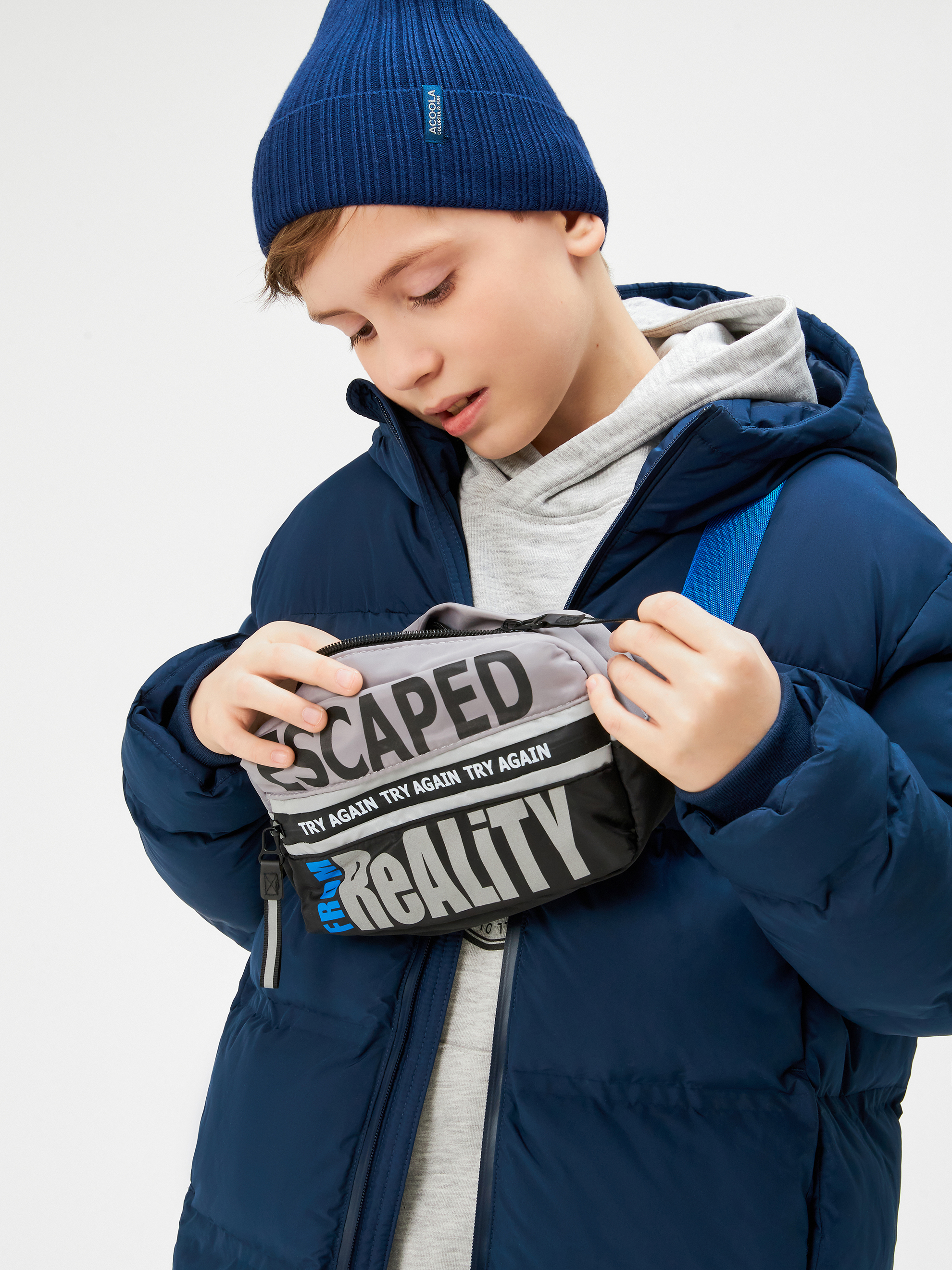 Изображение товара Поясная сумка Acoola с принтом и передним карманом на молнии