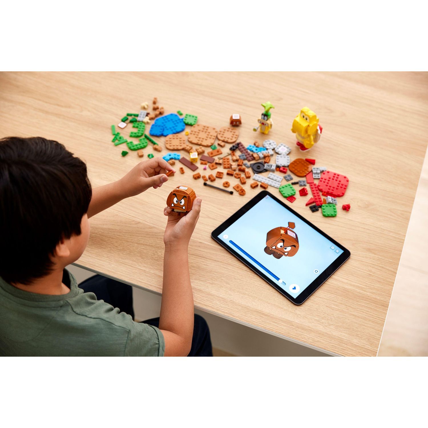 Конструктор LEGO Super Mario Big Bad Island Expansion Set 354 дет. - фото 8