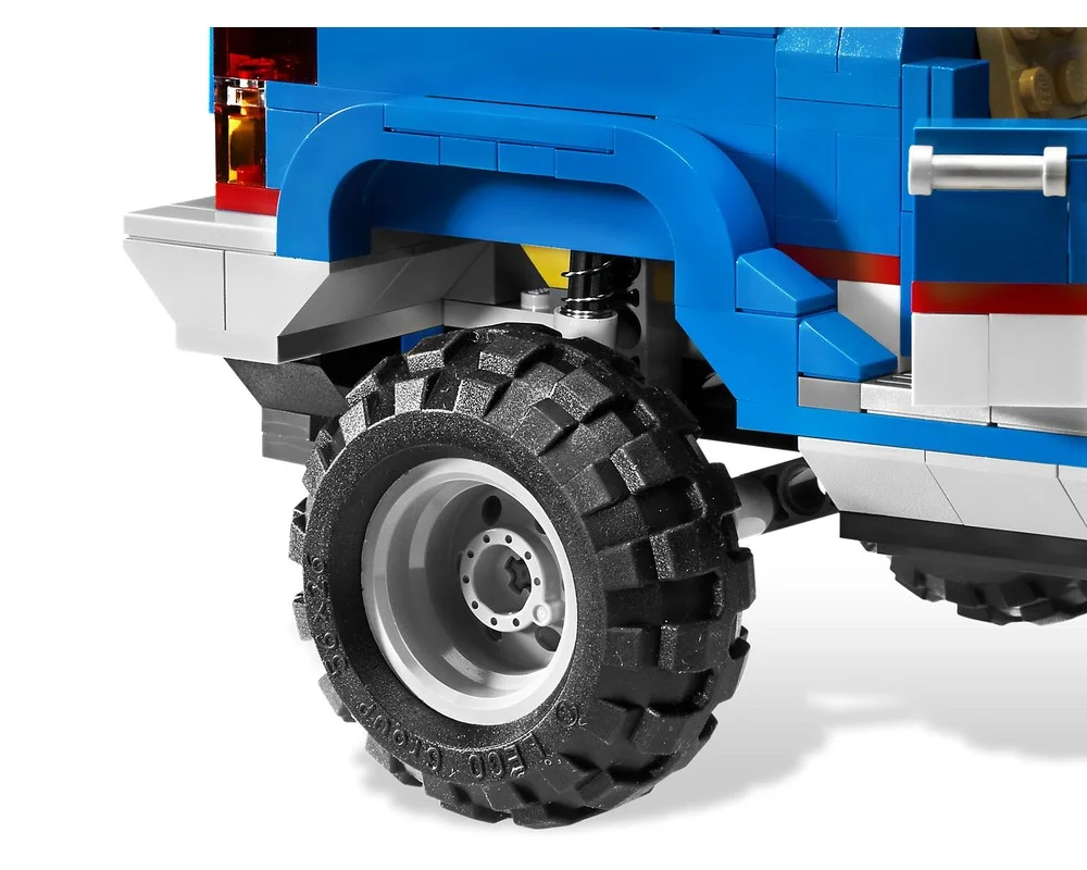 Конструктор LEGO Creator 5893 1061 дет. - фото 7