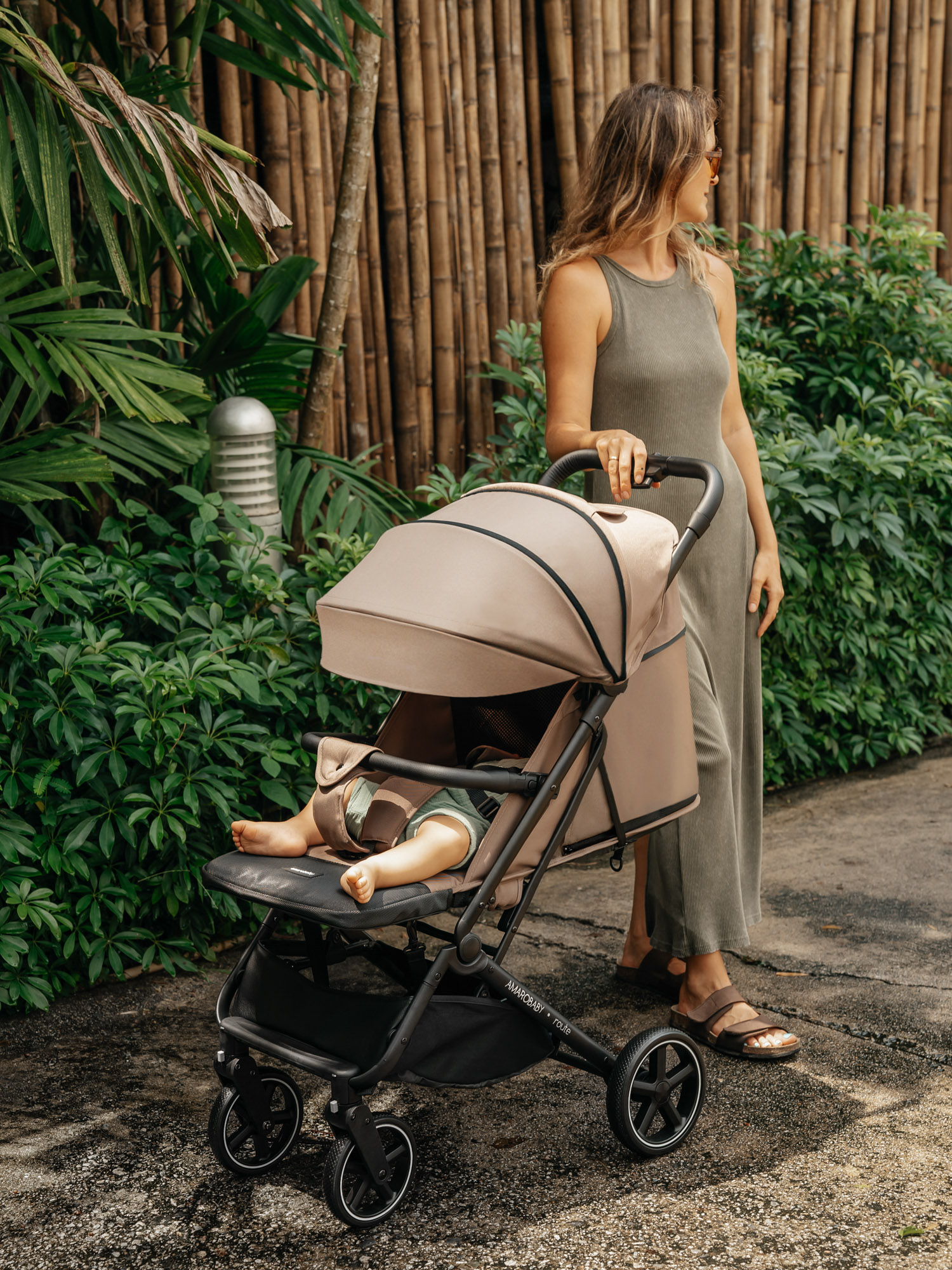 Коляска прогулочная Amarobaby Route коричневый - фото 26
