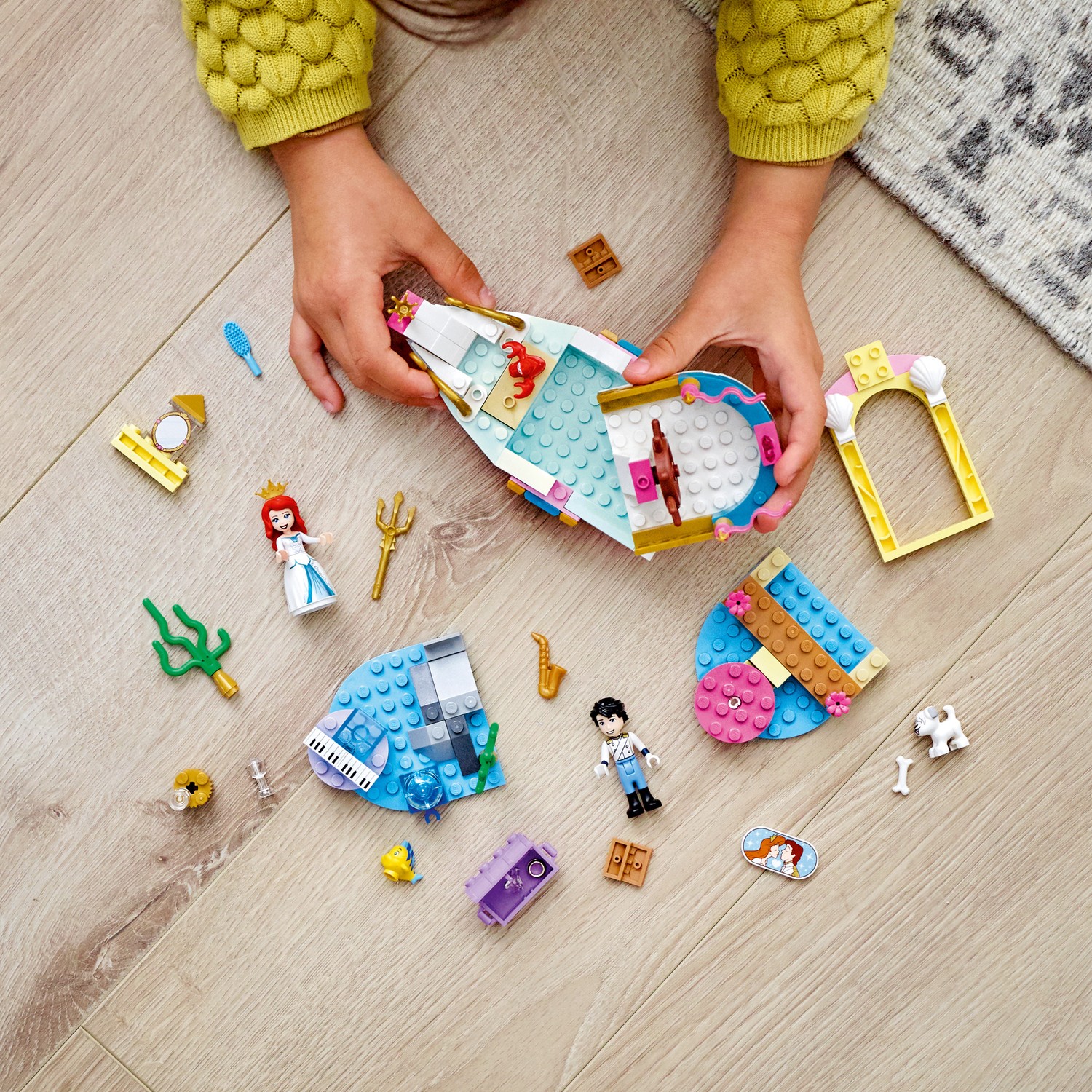 Конструктор LEGO Disney Princess Праздничный корабль Ариэль - фото 10