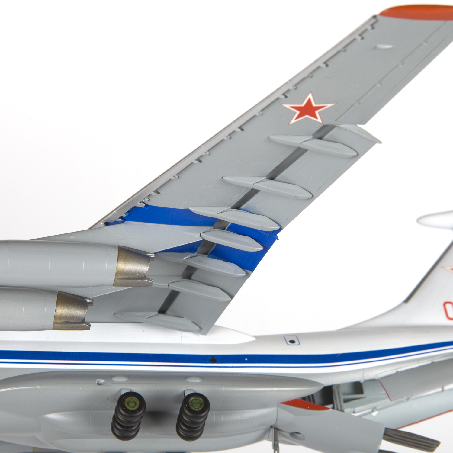 Модель сборная Звезда Самолёт ИЛ-76МД 7011 - фото 3