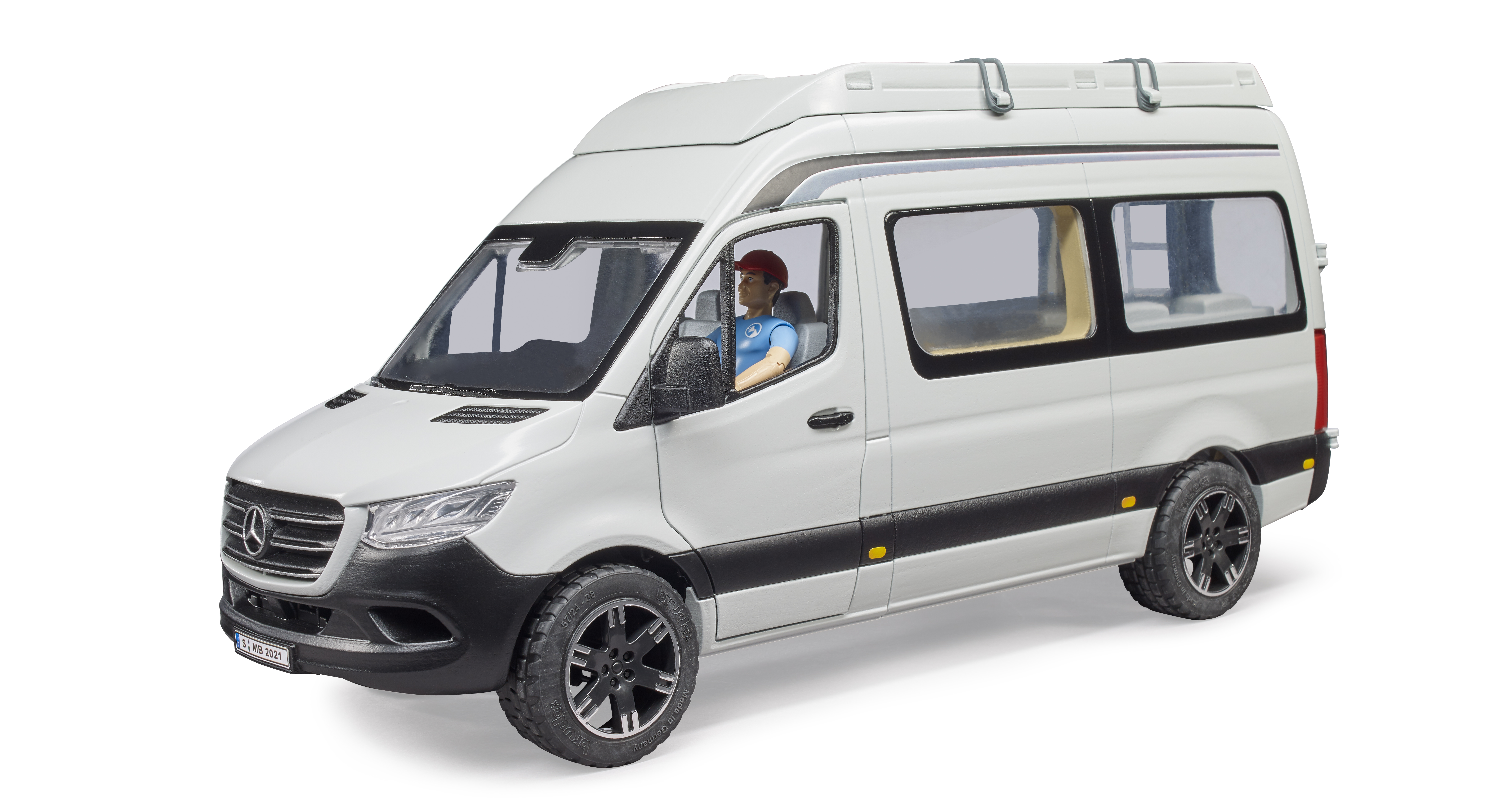 Автомобиль Bruder Mercedes туристический с фигуркой 1:16 02-672 - фото 1