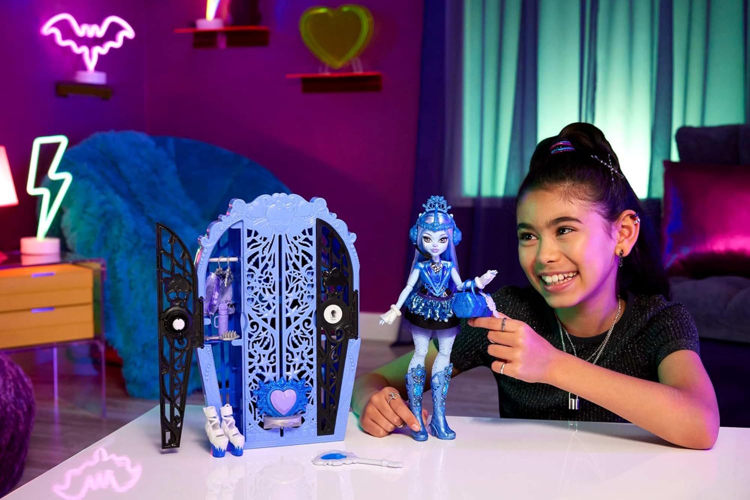 Кукла модельная Monster High Skulltimate Secrets Abbey HXH87 - фото 6