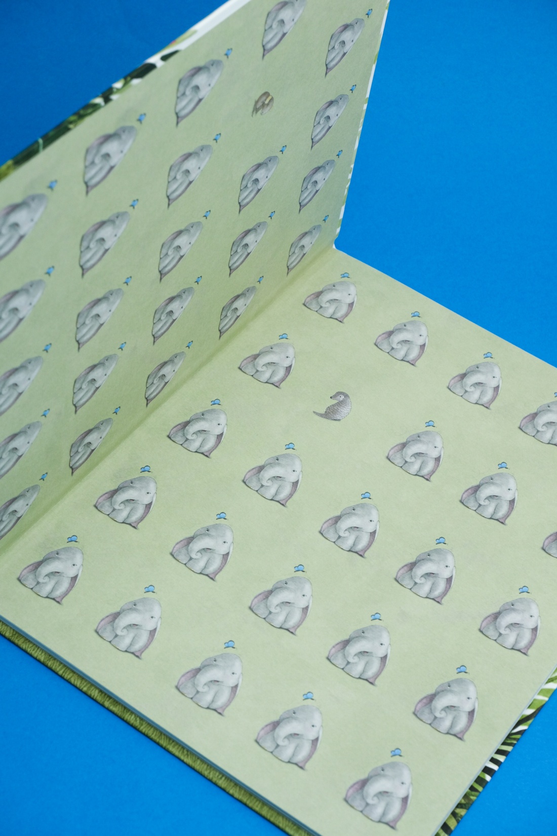 Книга Махаон Пекхэм Х. Робкий слонёнок. Быть как все? (Сказки для развития эмоц. интеллекта) - фото 10