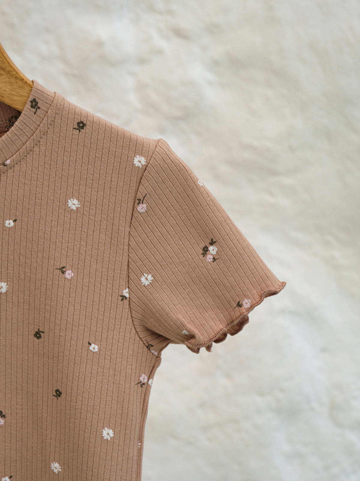 Футболка 3 шт Jelly Whale K24T04-3-BrFlwr-Milk-Milk2 - фото 13