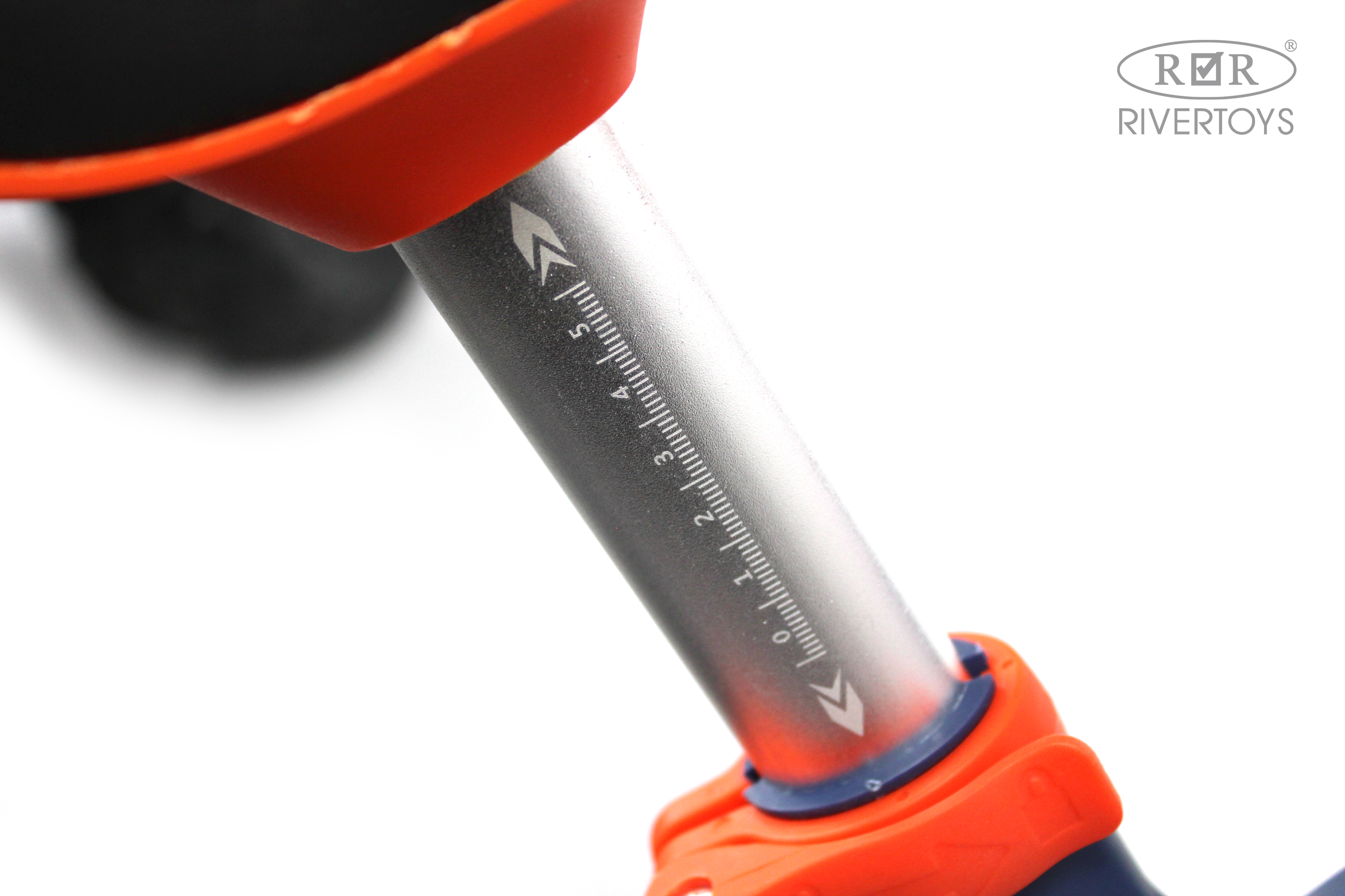 Двухколесный беговел RIVERTOYS 12 дюймов - фото 22