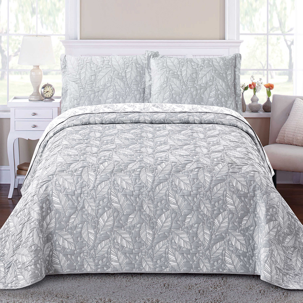 Изображение товара Покрывало Theodora 240x260 см с двумя наволочками жаккардовое