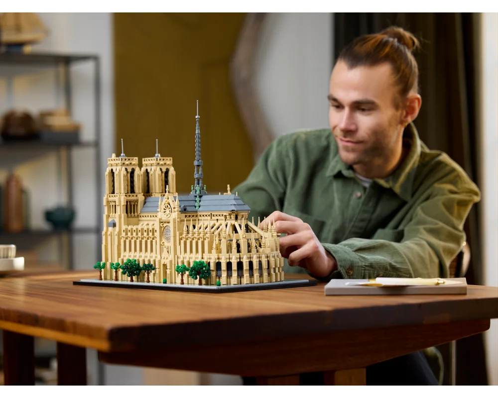 Конструктор LEGO Architecture 21061 4383 дет. - фото 12