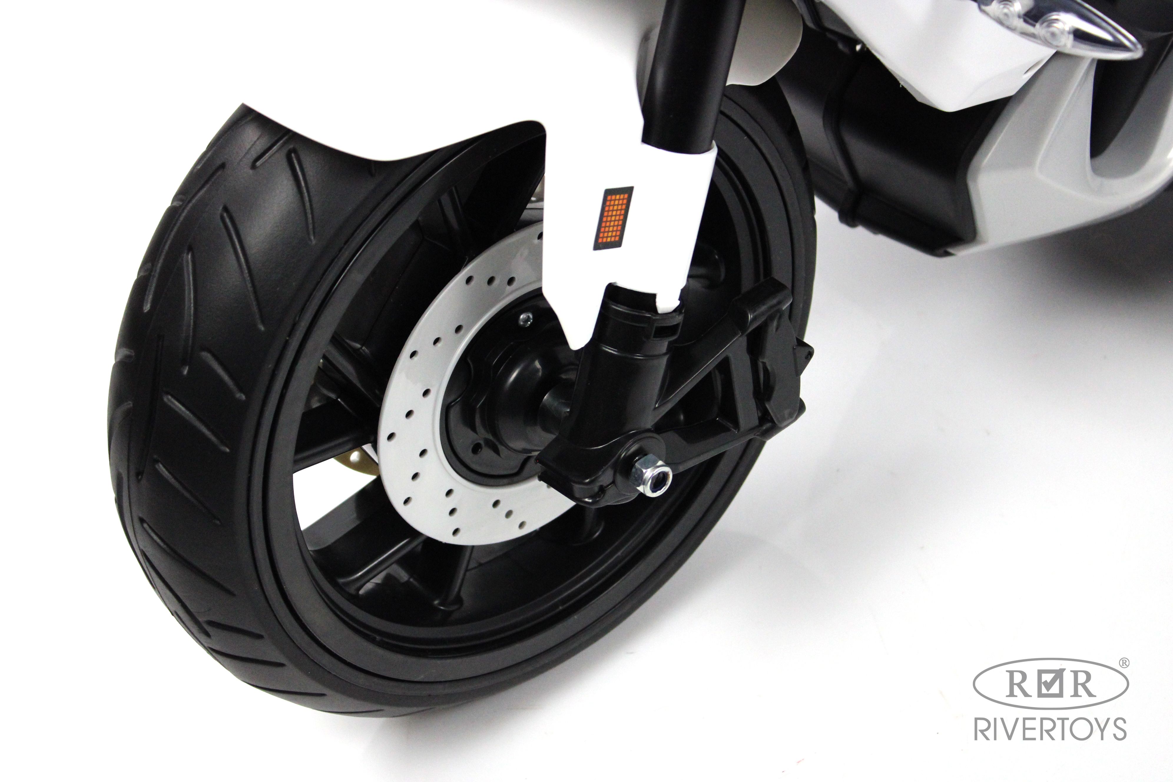 Электромобиль RIVERTOYS Z333ZZ-WHITE - фото 10