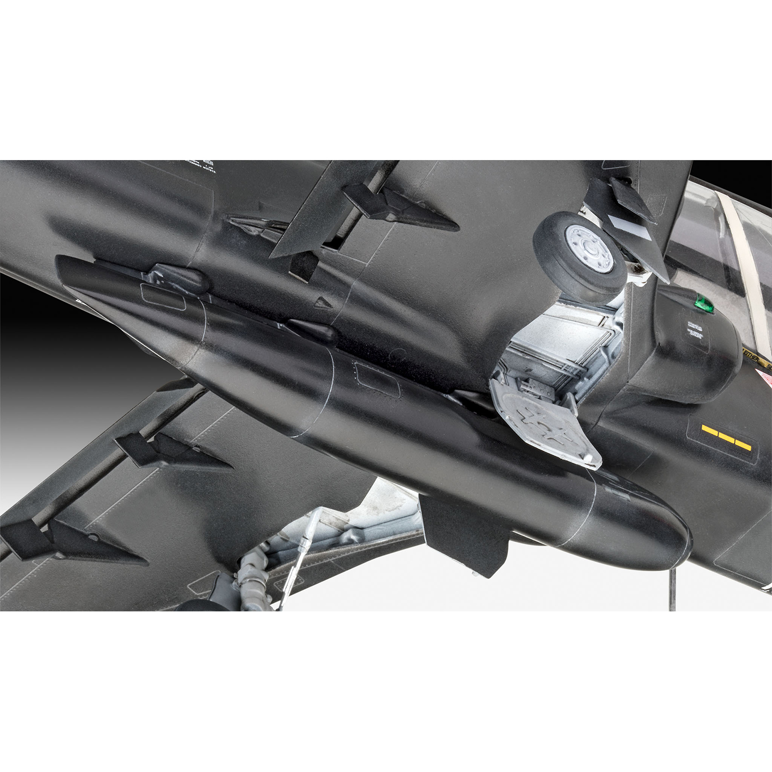 Сборная модель Revell Реактивный самолет BAe Hawk T2 03852 - фото 6