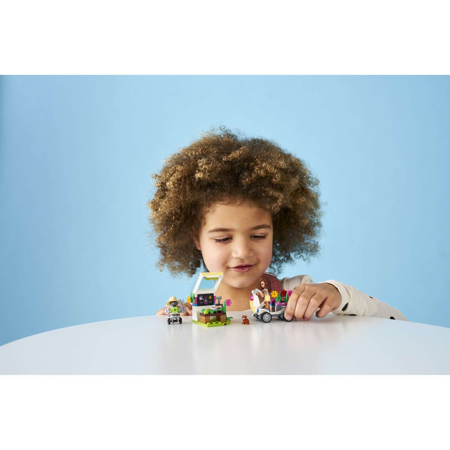 Конструктор LEGO Friends Цветочный сад Оливии блочный - фото 12