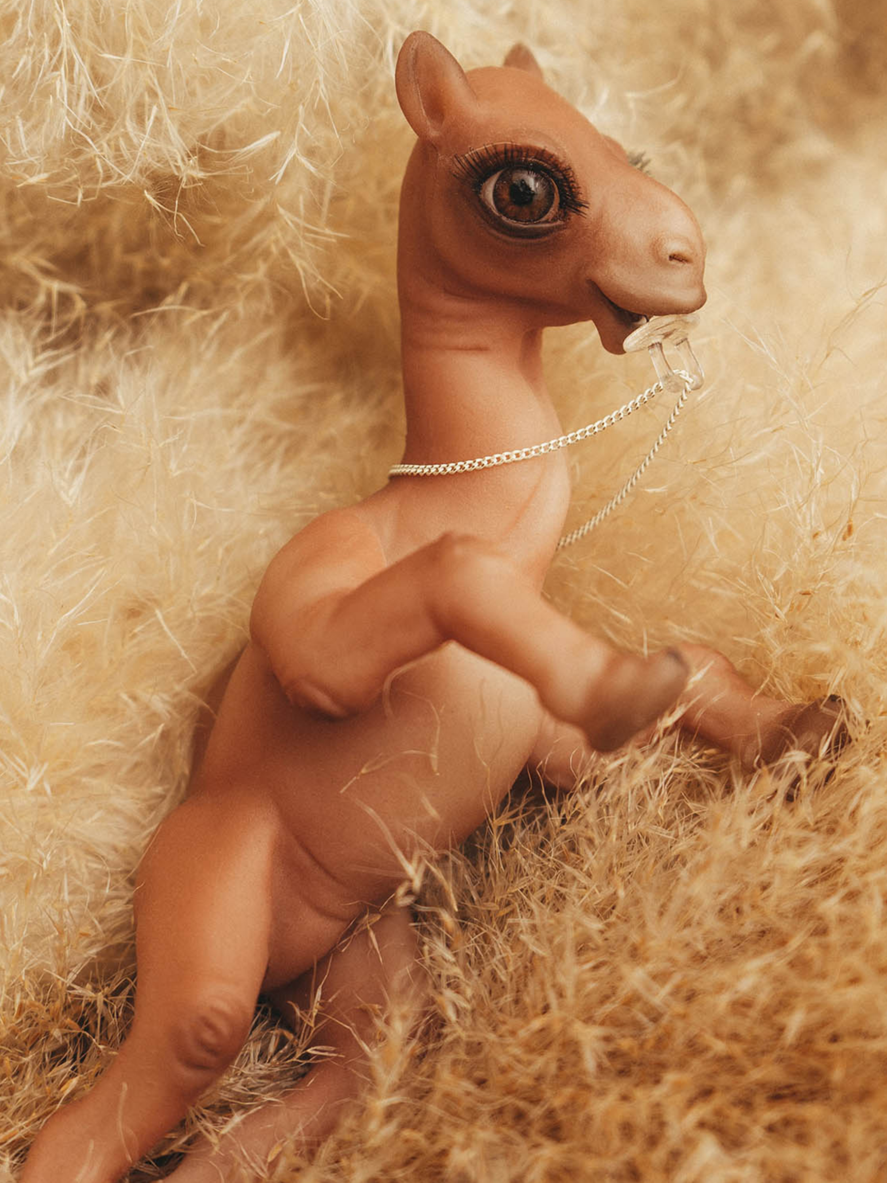 Кукла мини Magic Manufactory Magic Pets верблюд высота 16 см 4631171133028 - фото 1