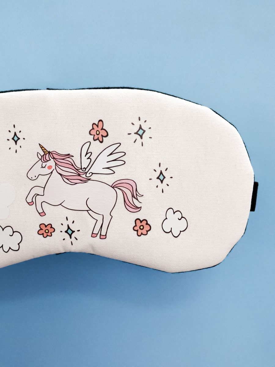 Маска для сна iLikeGift Unicorn in the clouds white с гелевым вкладышем - фото 6
