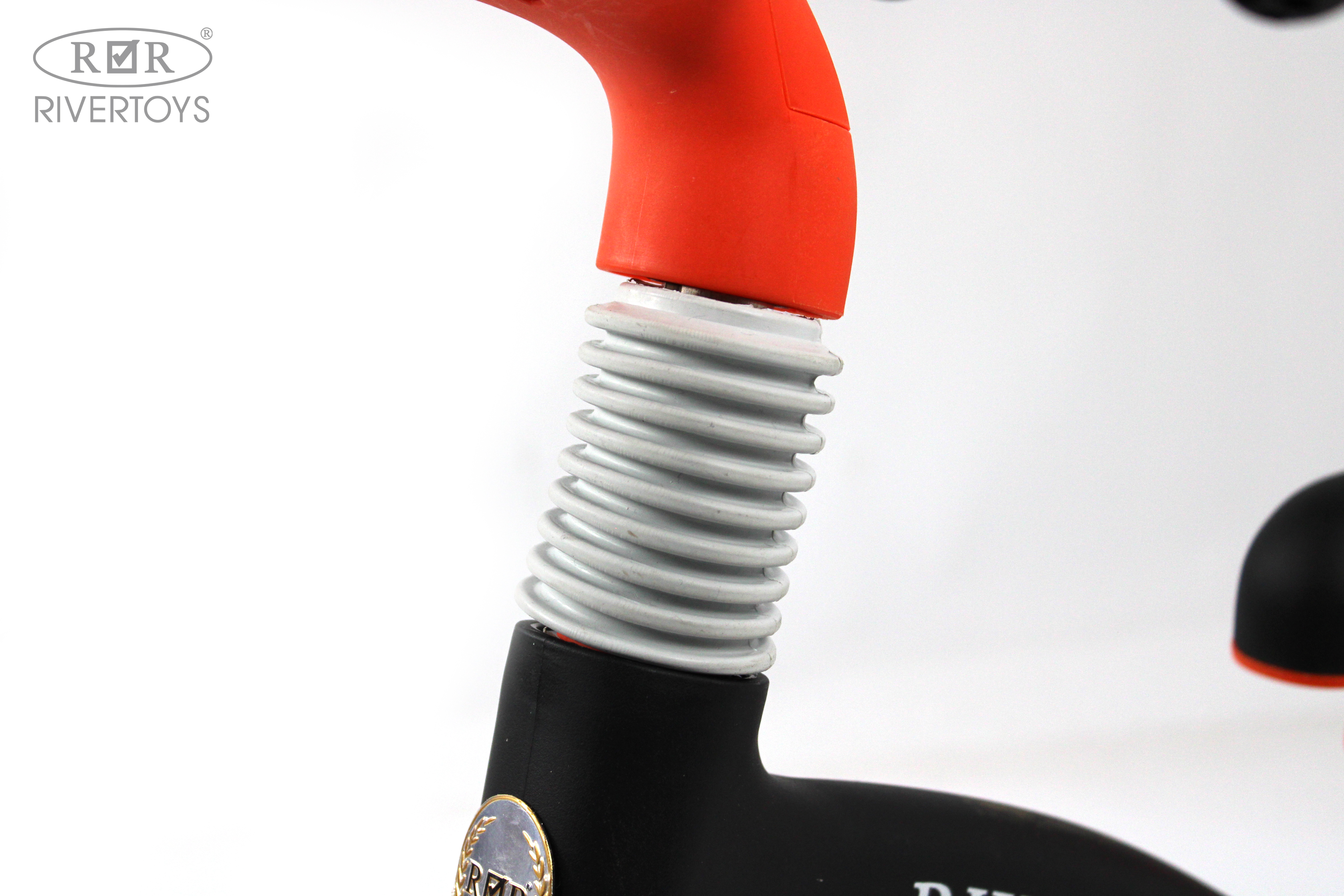 Двухколесный беговел RIVERTOYS 12 дюймов - фото 25