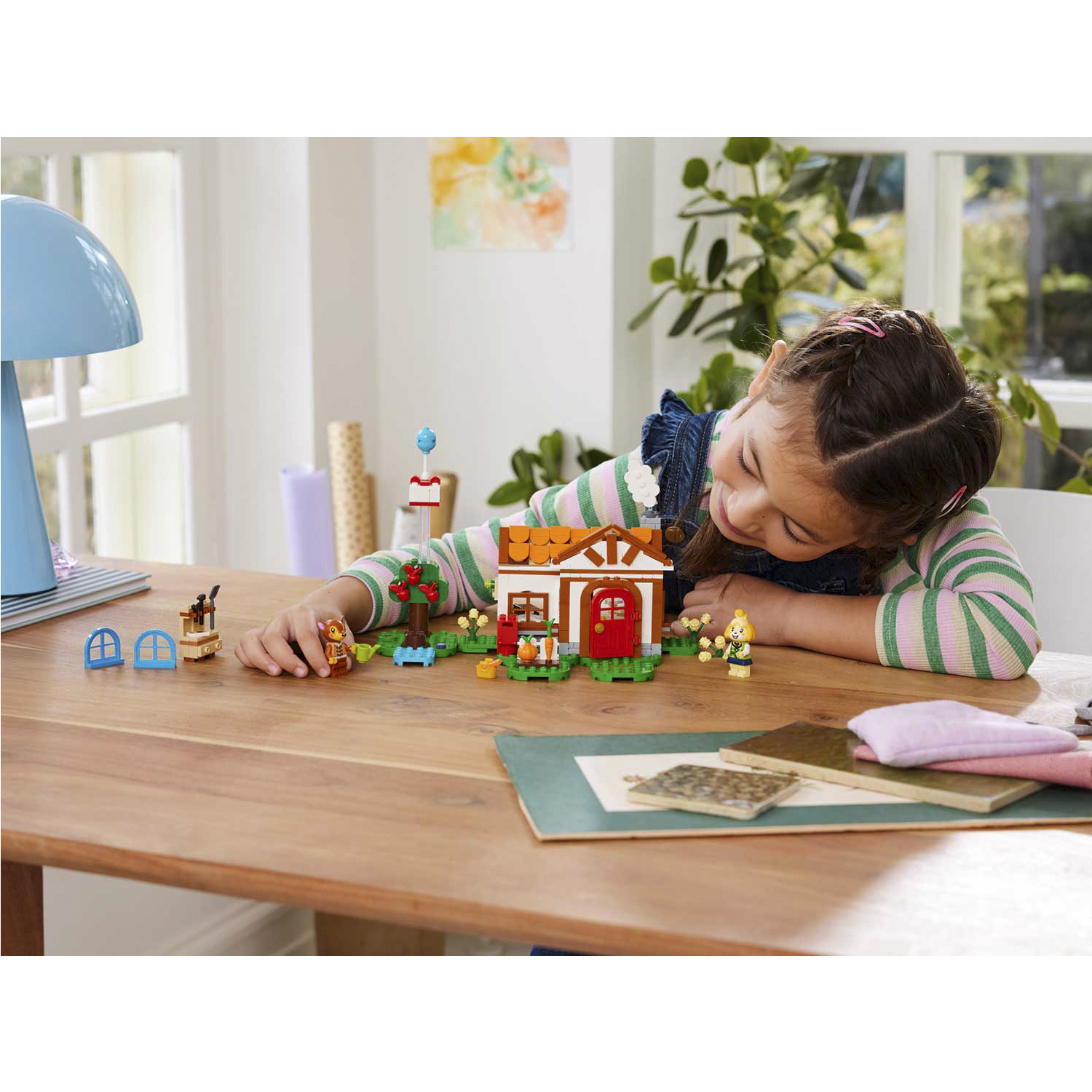 Конструктор LEGO Animal Crossing 389 дет. - фото 9