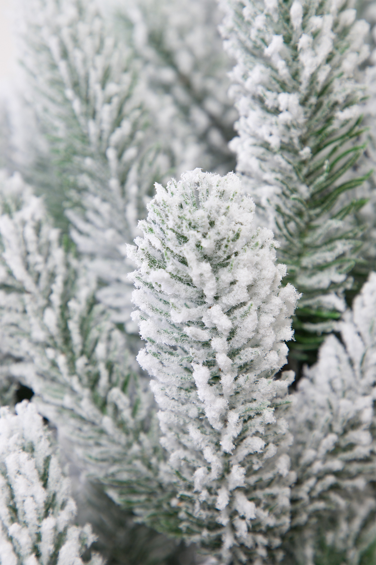 Ель Княжна заснеженная литая Империя Ёлок 190 см - фото 3