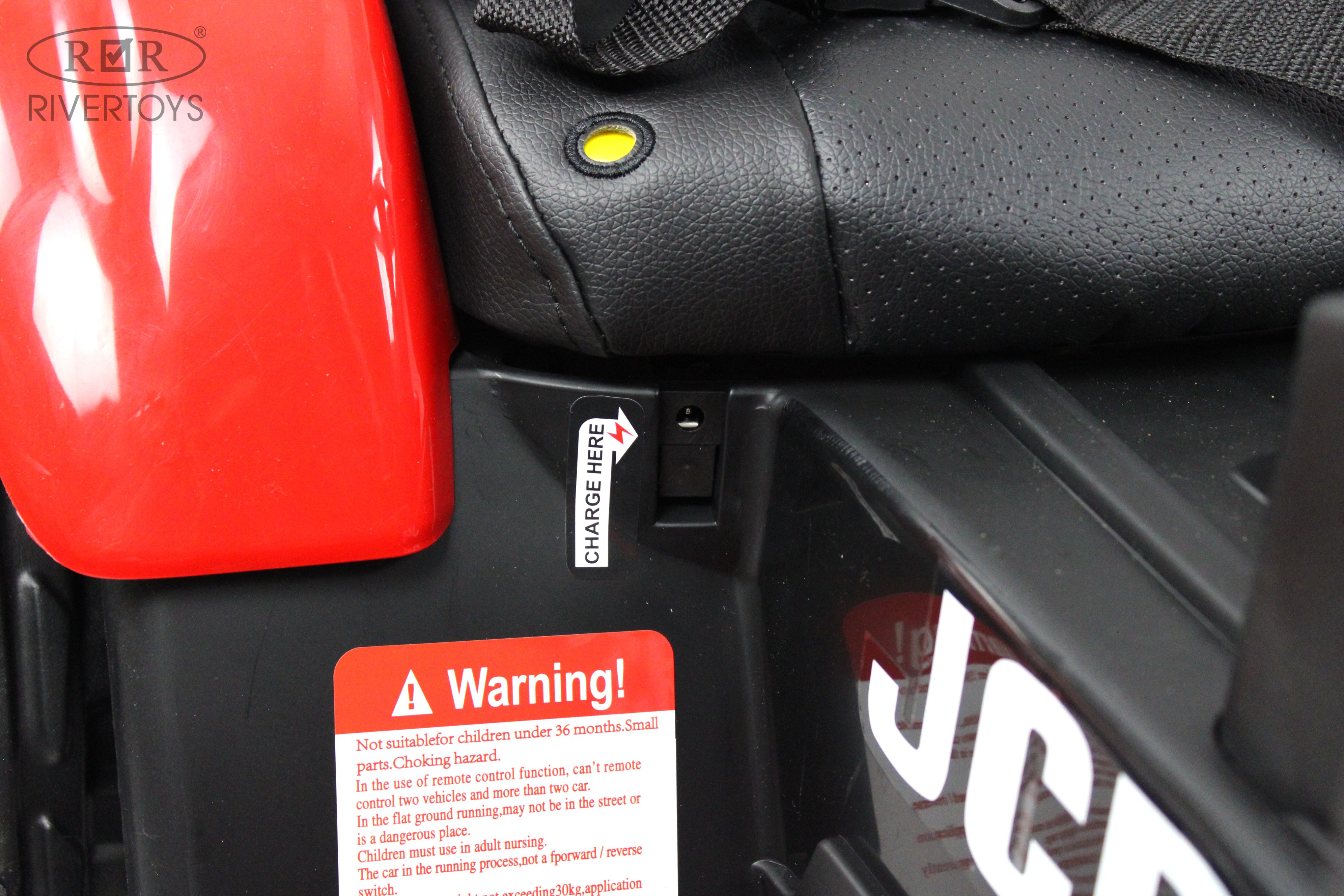 Электромобиль RIVERTOYS O555OO-RED С пультом ДУ - фото 21