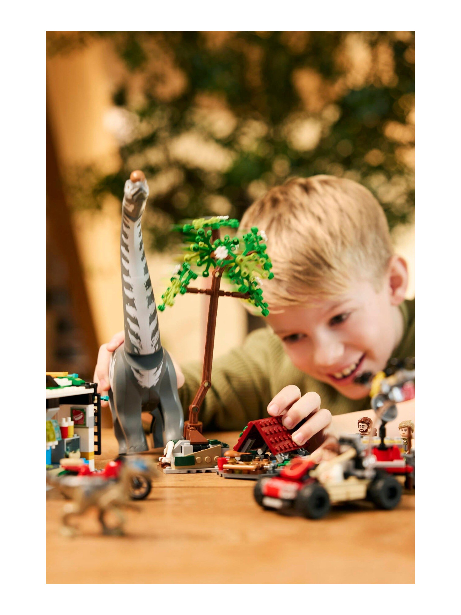Конструктор LEGO Jurassic World Раптор и Титанозавр 582 дет. - фото 5