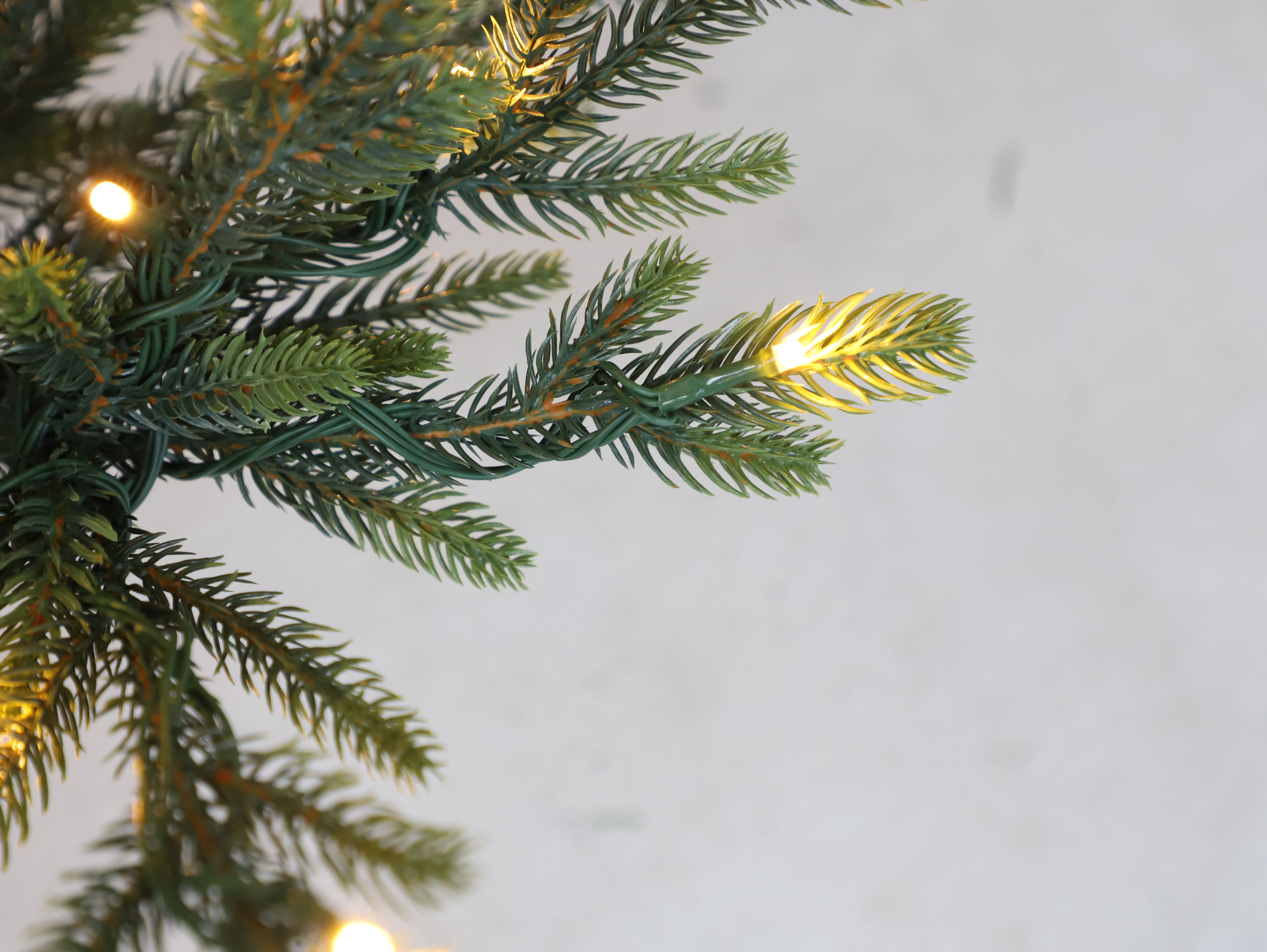 Елка искусственная BINOSHE Eiffel LED литая 240 см - фото 4