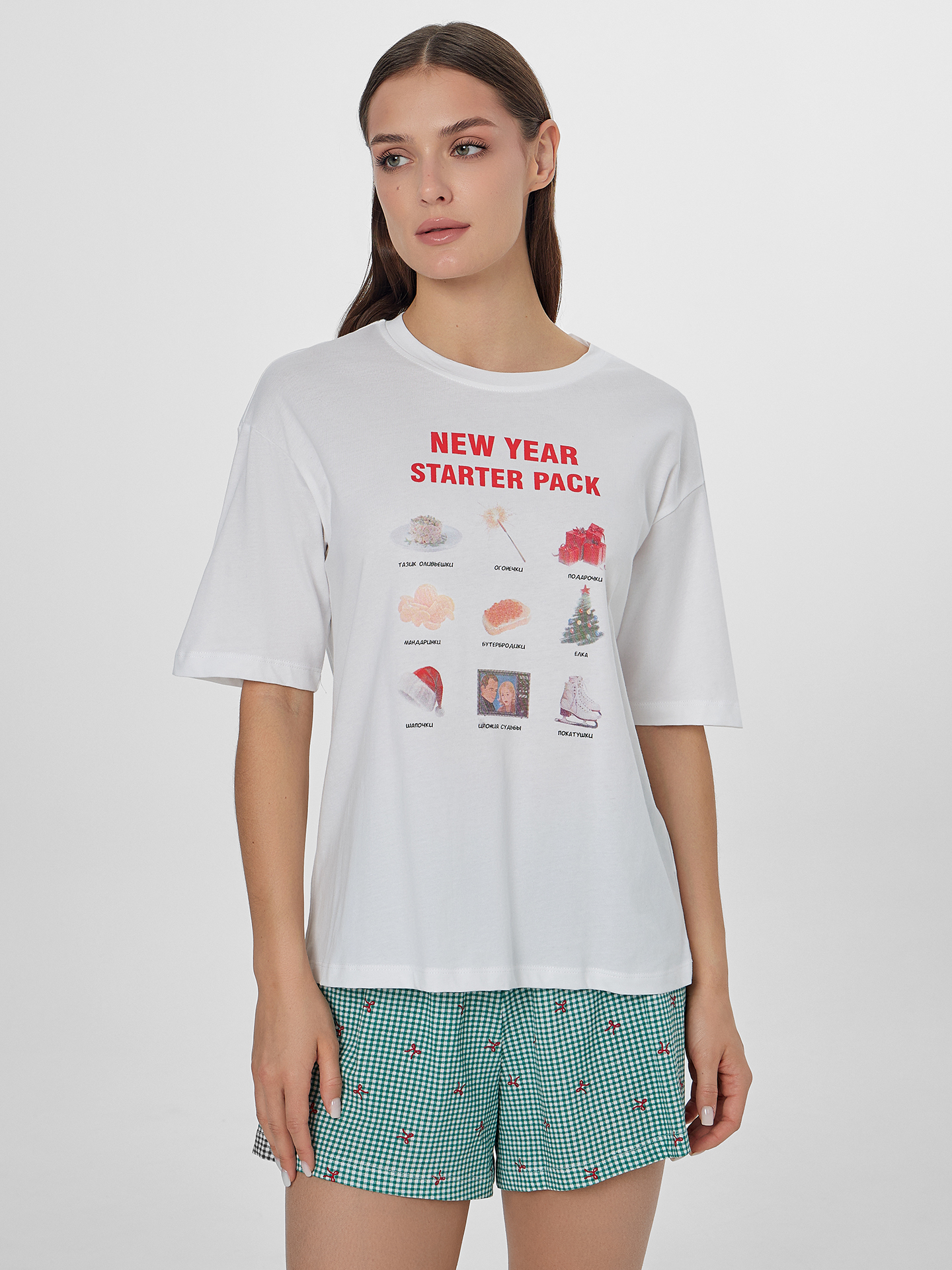 Изображение товара Пижама женская Mark Formelle с новогодним принтом из хлопка укороченная рубашка и шорты