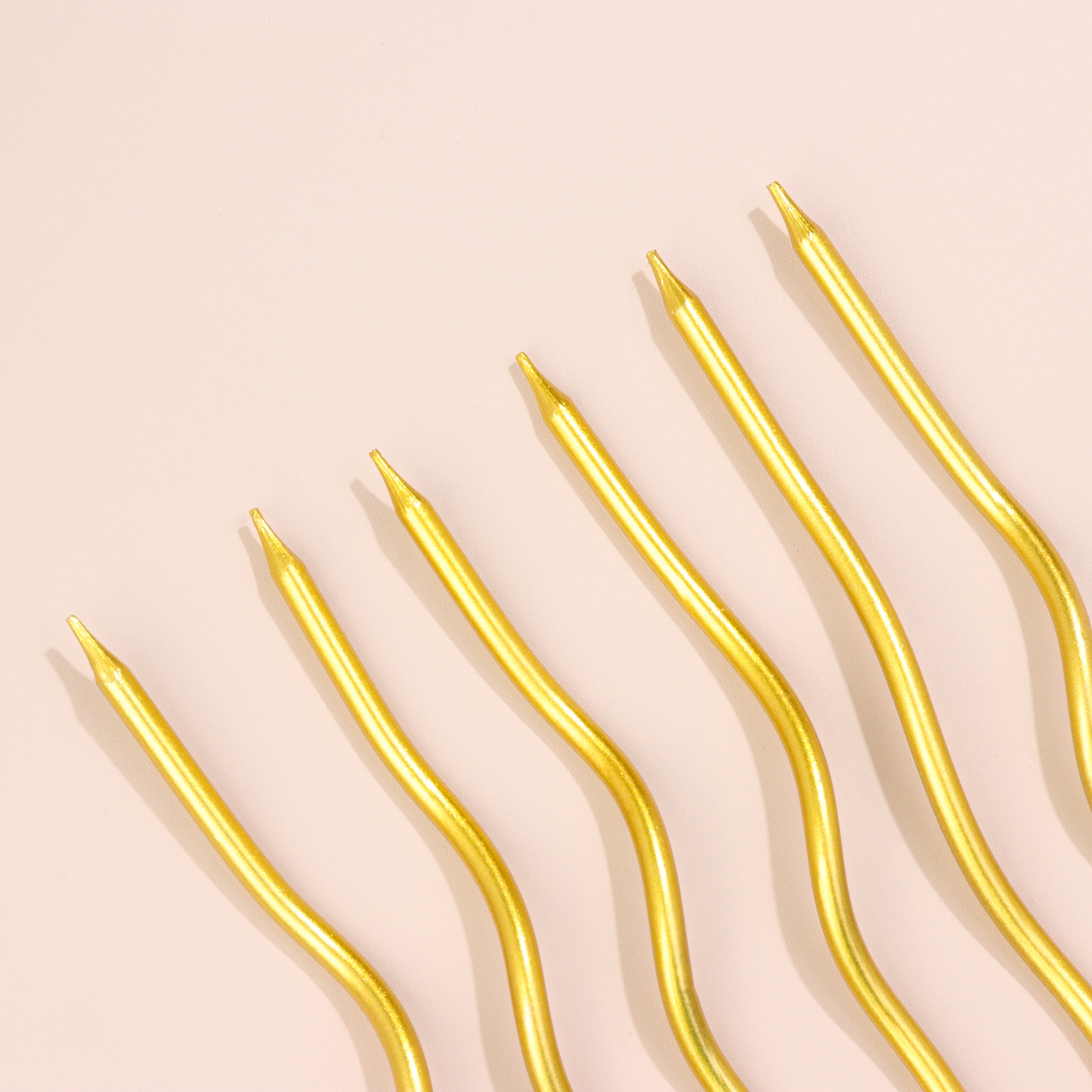 Свечи для торта Страна Карнавалия Серпантин 6 шт коктейльные золото - фото 2