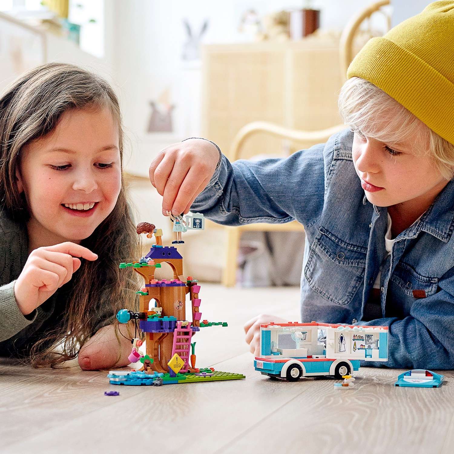 Конструктор LEGO Friends Машина ветеринарной помощи блочный - фото 9