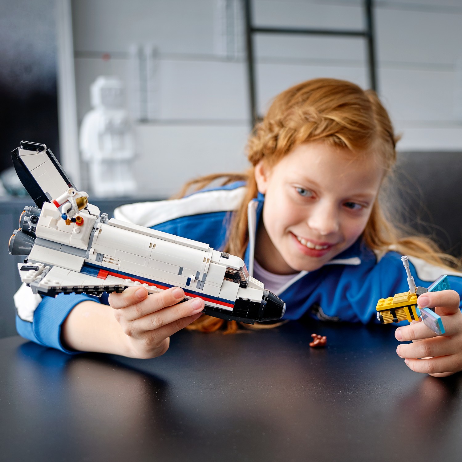 Конструктор LEGO Creator Приключения на шаттле - фото 16