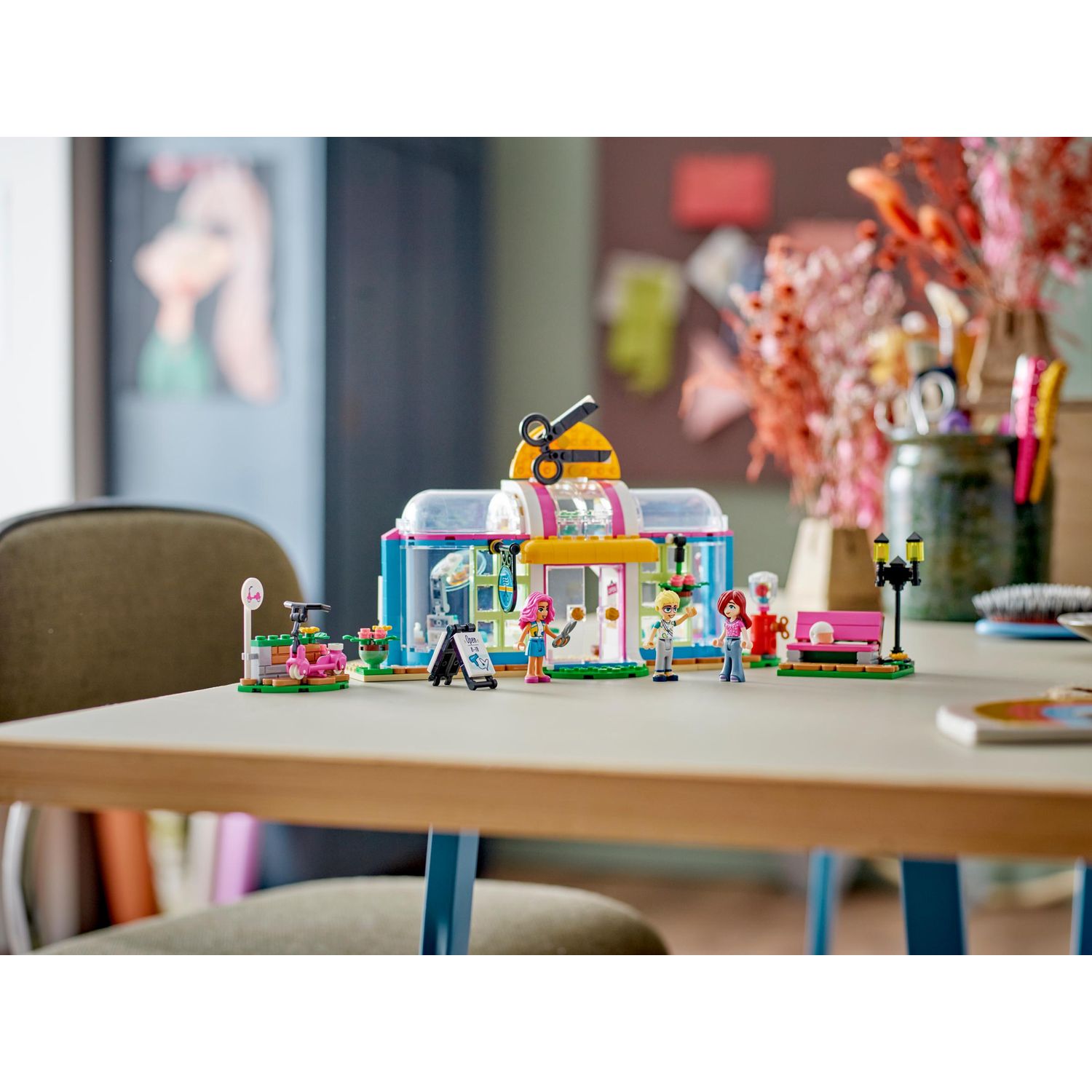 Конструктор LEGO Friends Парикмахерская 401 дет. - фото 11