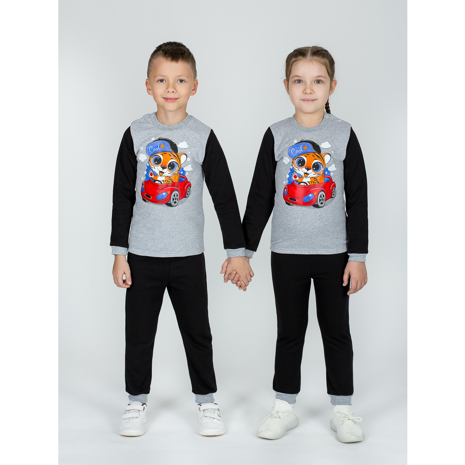 Костюм KiMMi co К-1408751 черный меланж тигреное машина - фото 3