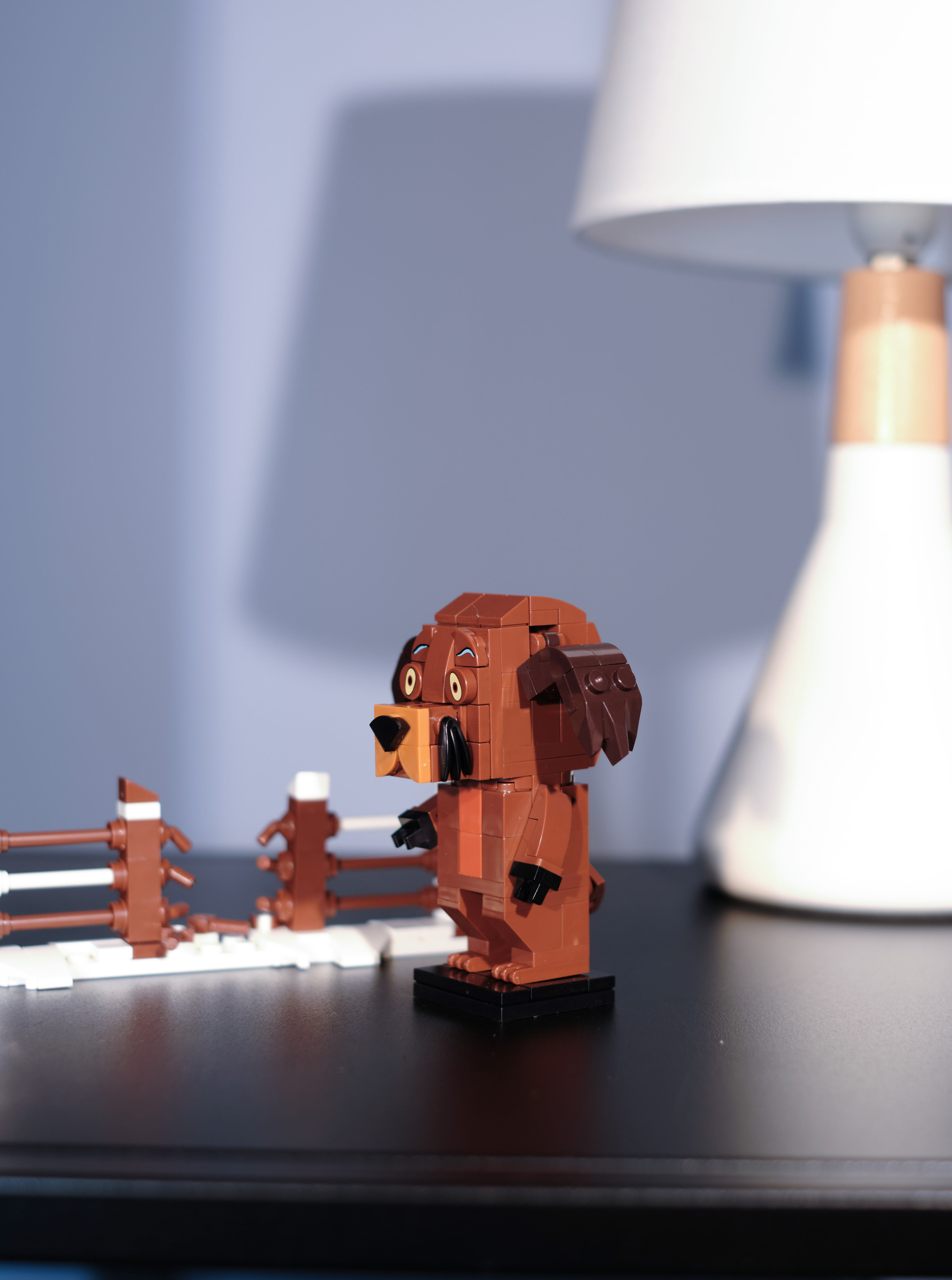 Конструктор brick labs Волк и Пес 303 дет. - фото 6